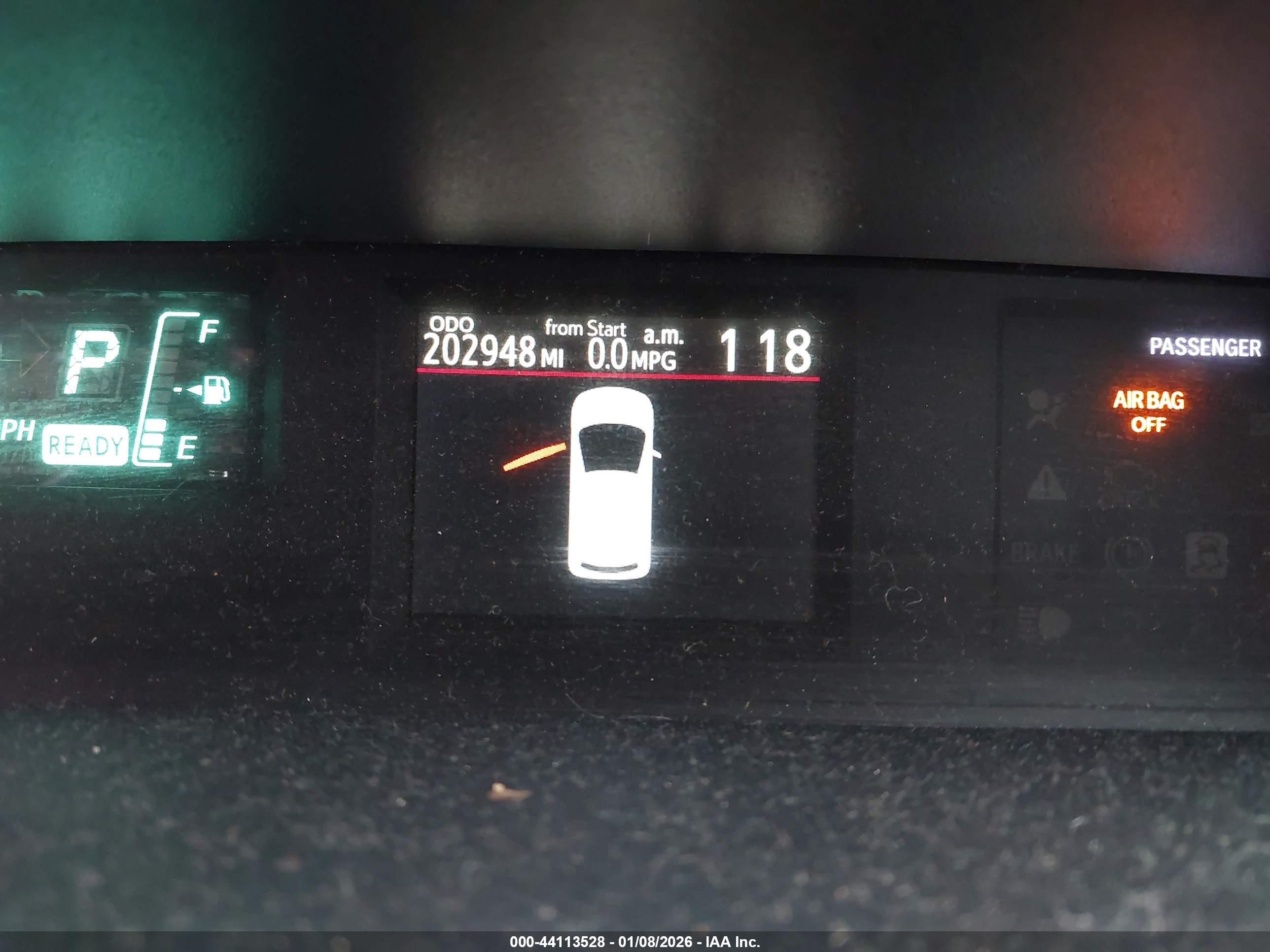 TOYOTA PRIUS image 7