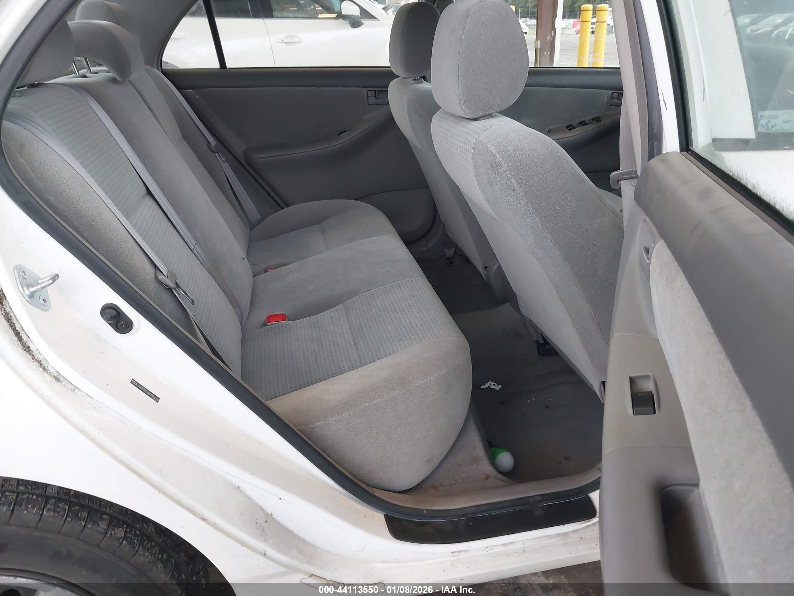 TOYOTA COROLLA image 8