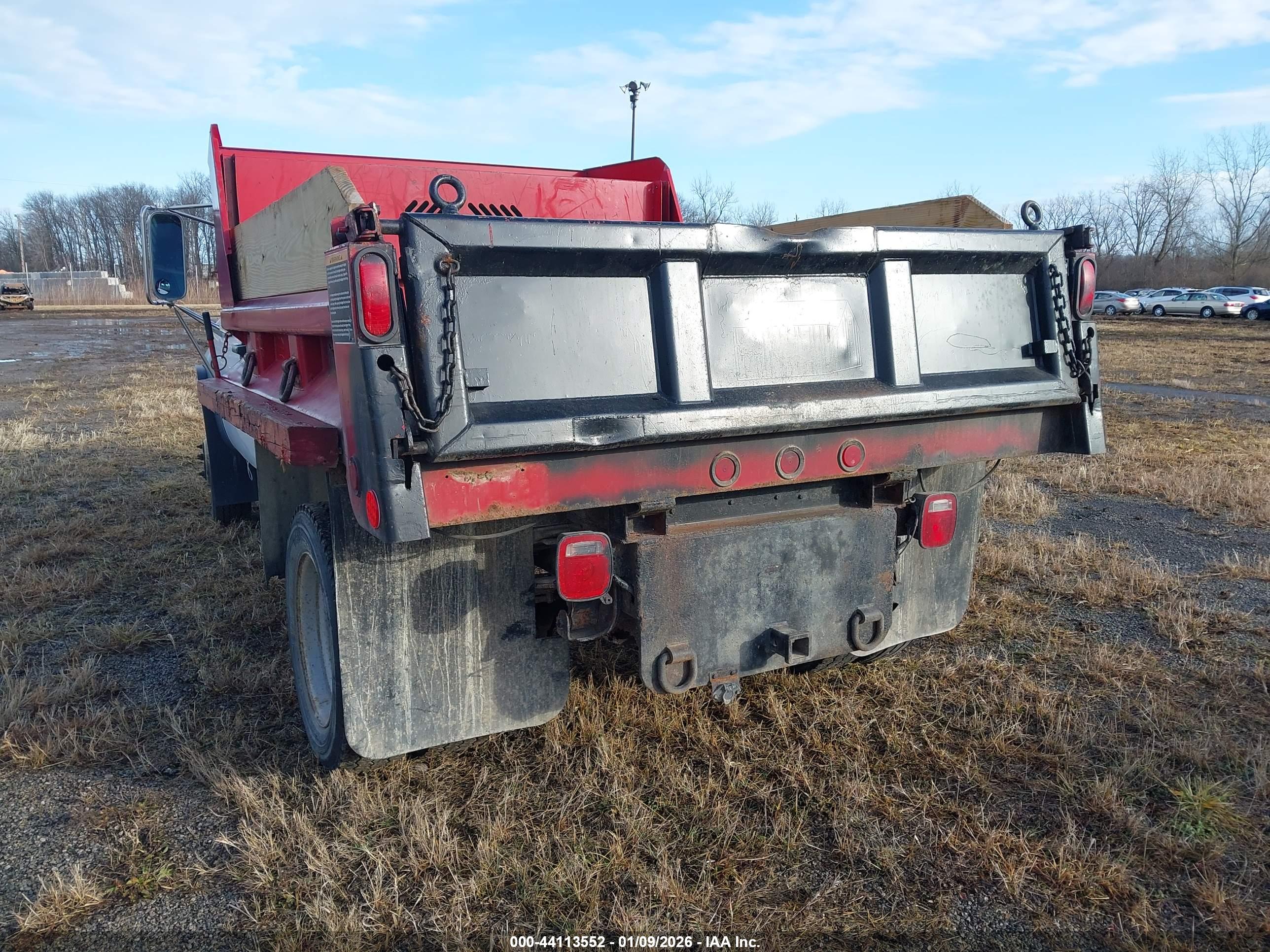 GMC SIERRA image 3