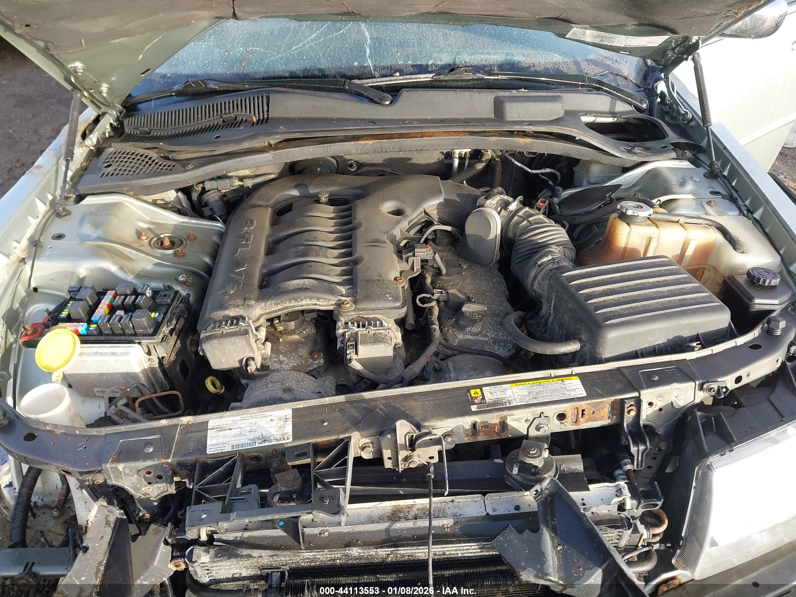 CHRYSLER 300 image 10
