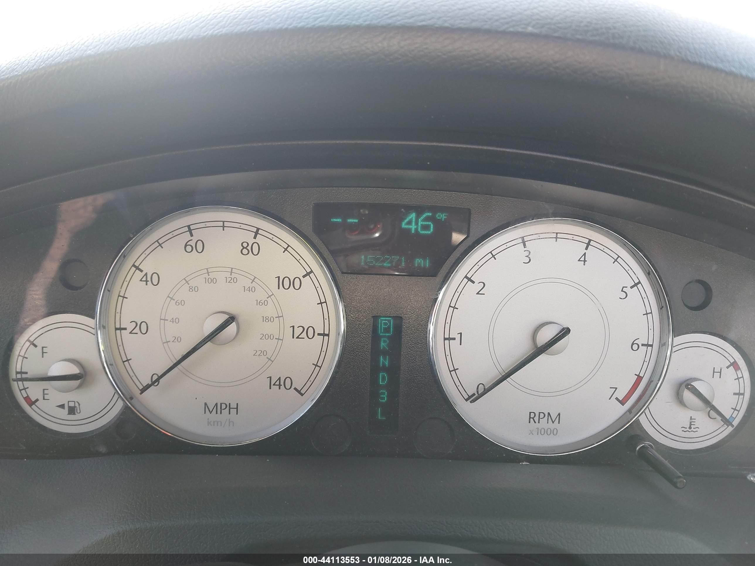CHRYSLER 300 image 7