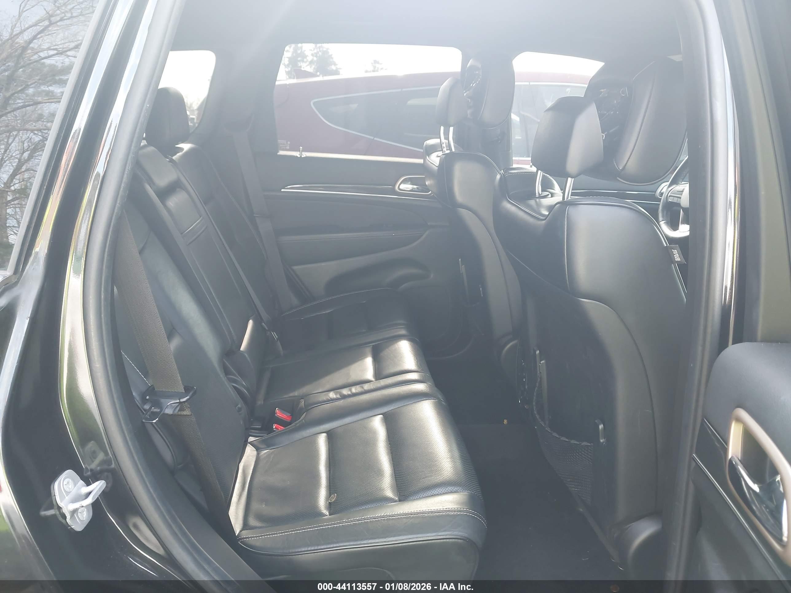 JEEP GRAND image 8