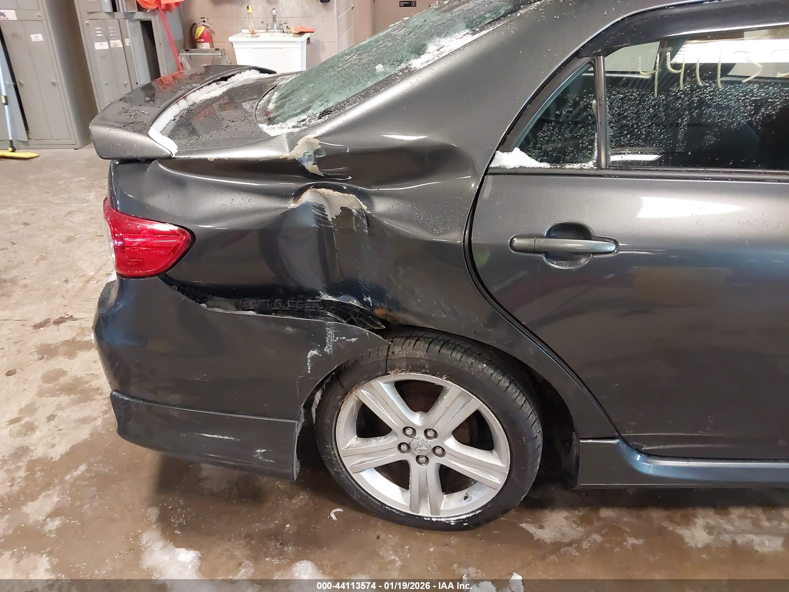 TOYOTA COROLLA image 6