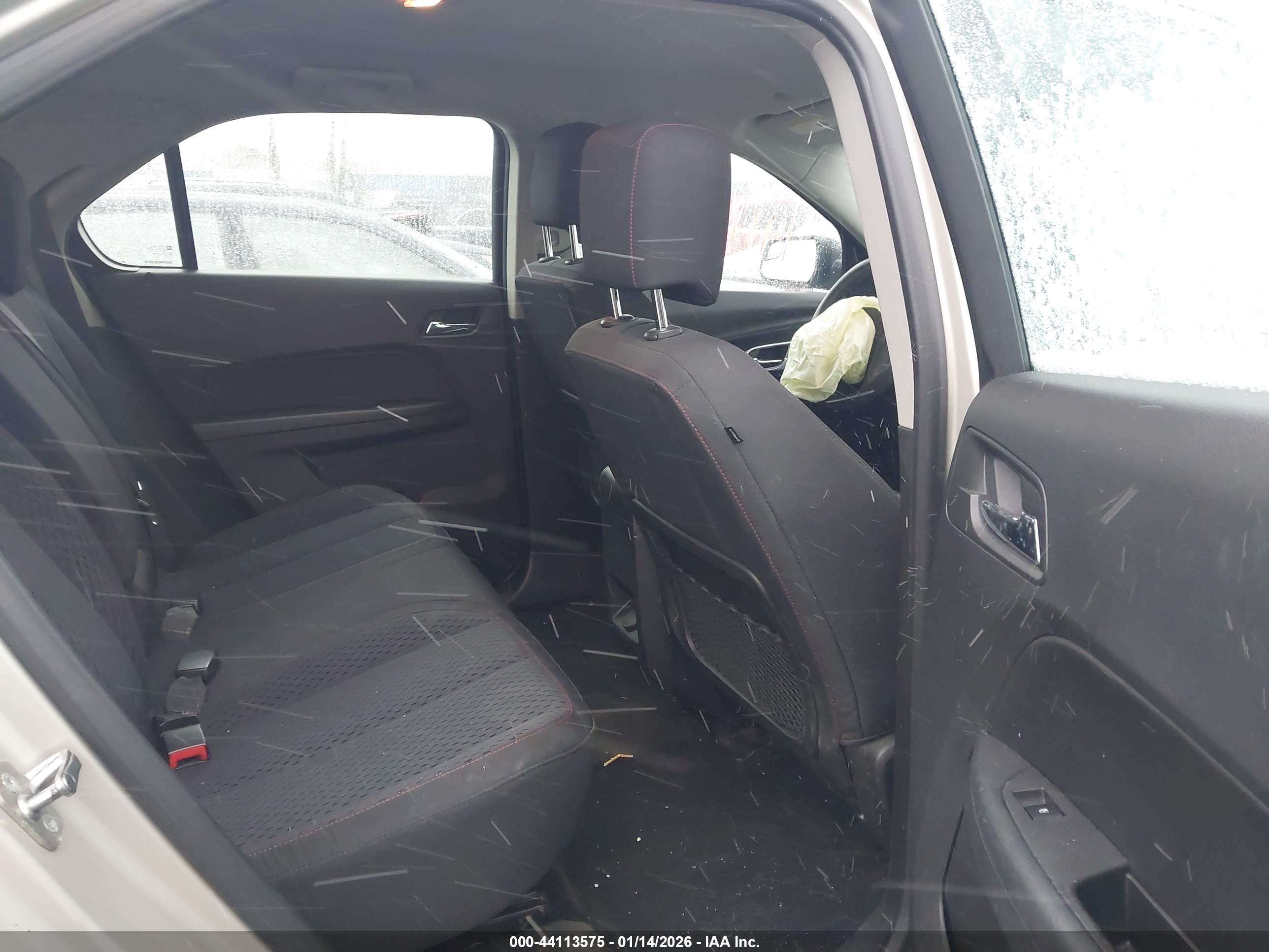 CHEVROLET EQUINOX image 8