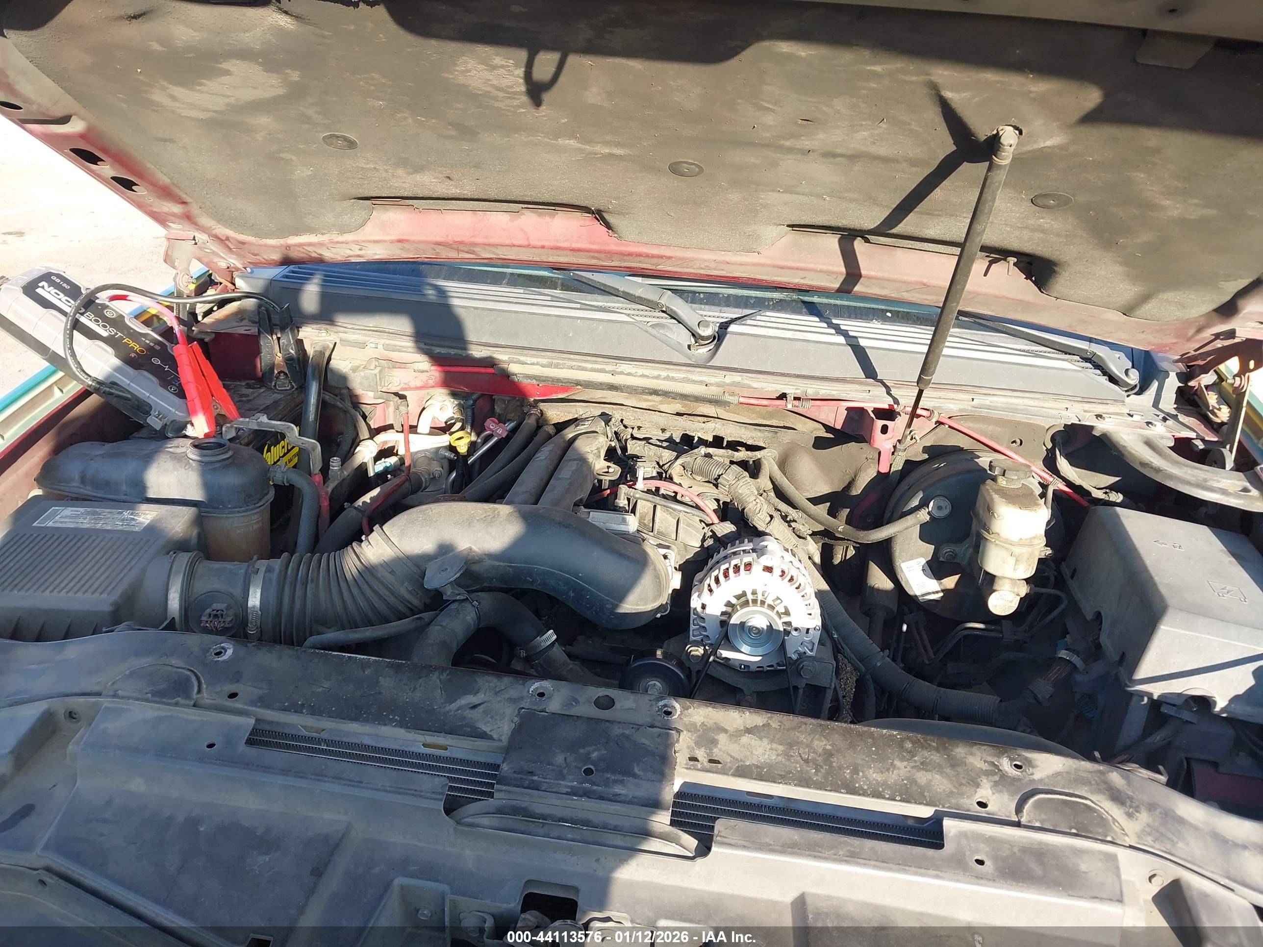 CHEVROLET SUBURBAN image 10