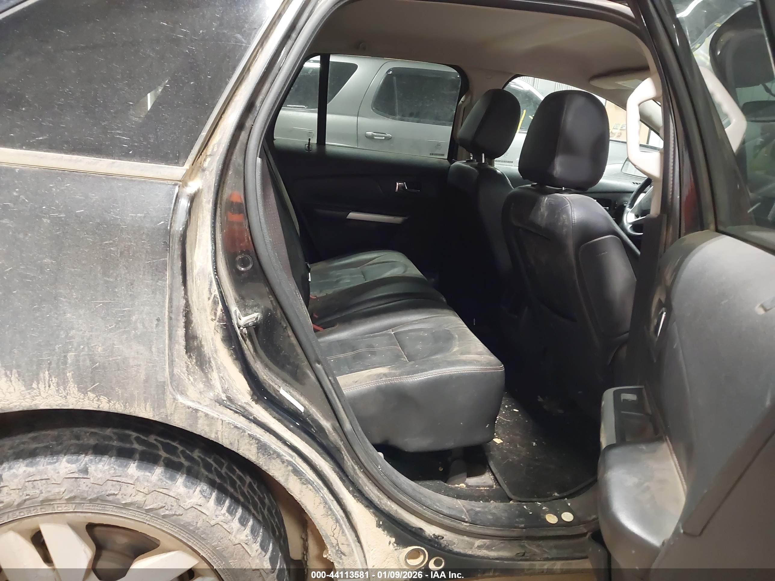 FORD EDGE image 8