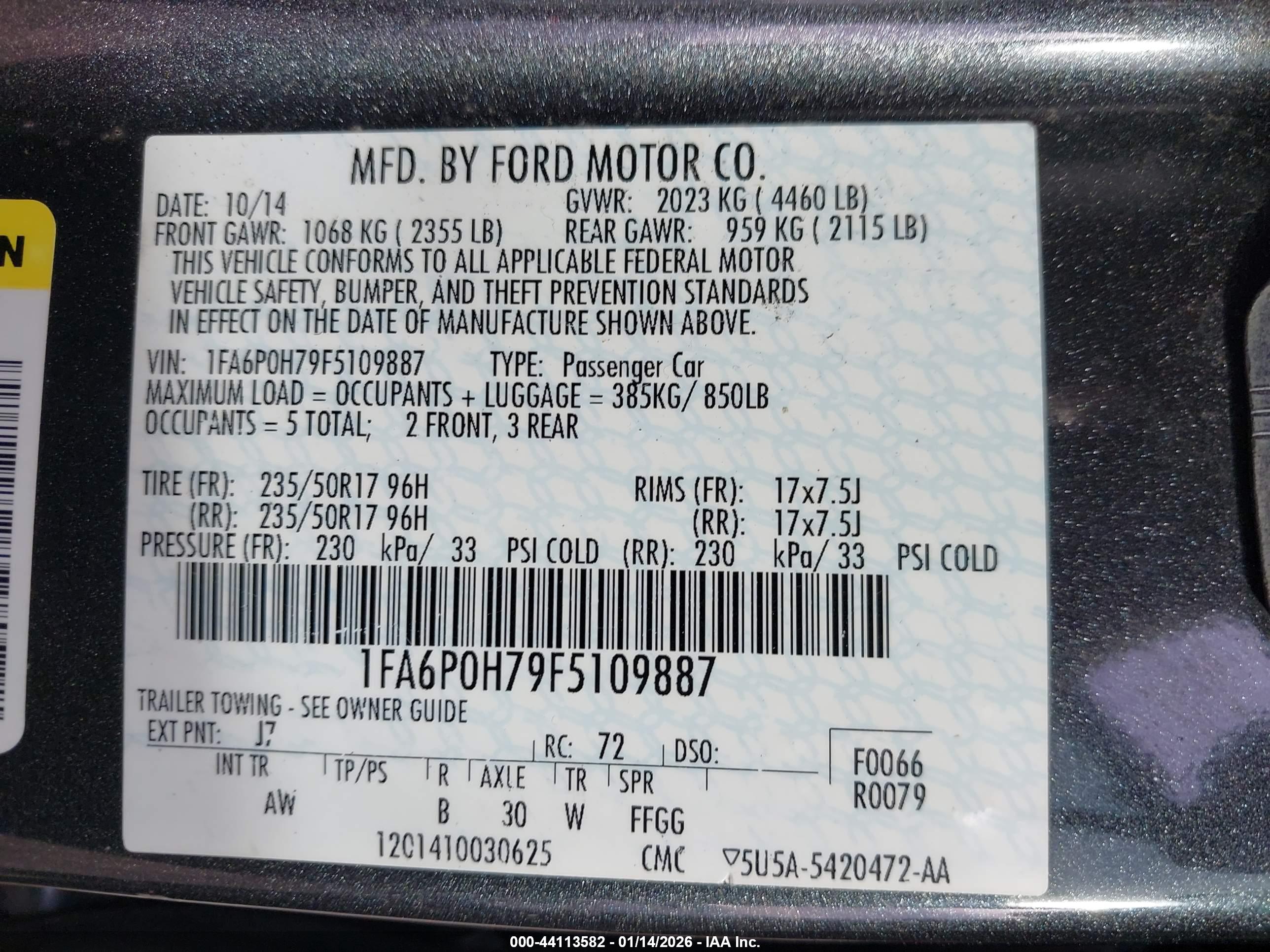 FORD FUSION image 9