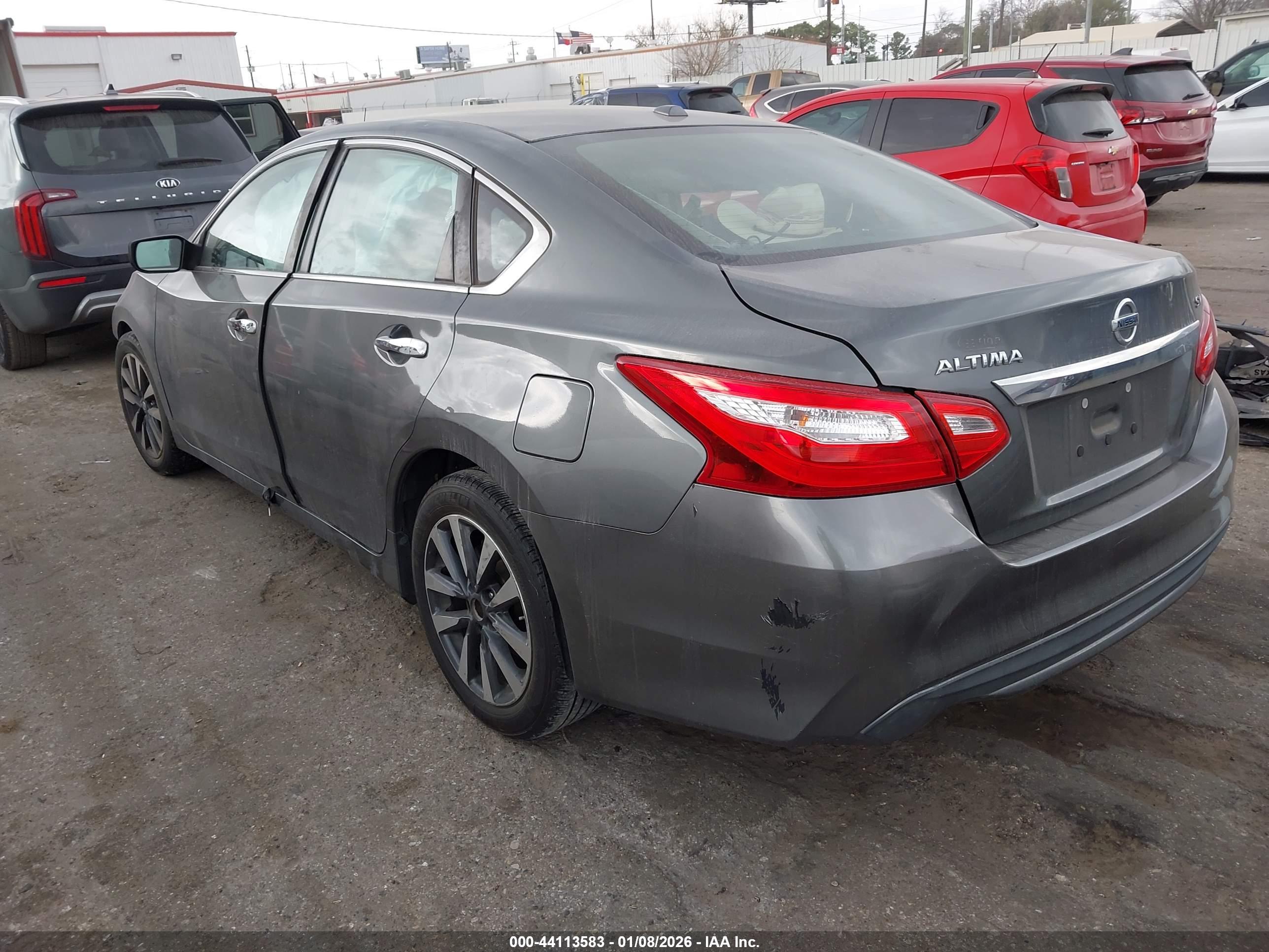 NISSAN ALTIMA image 3