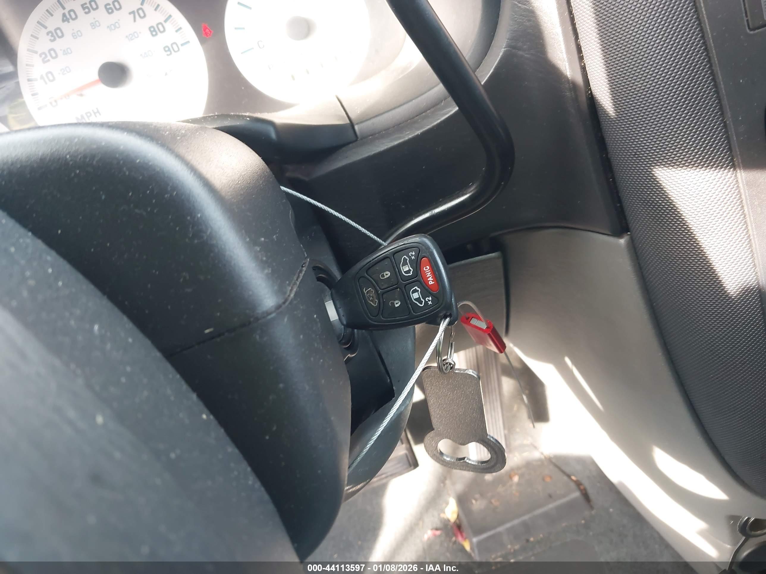 DODGE CARAVAN image 11