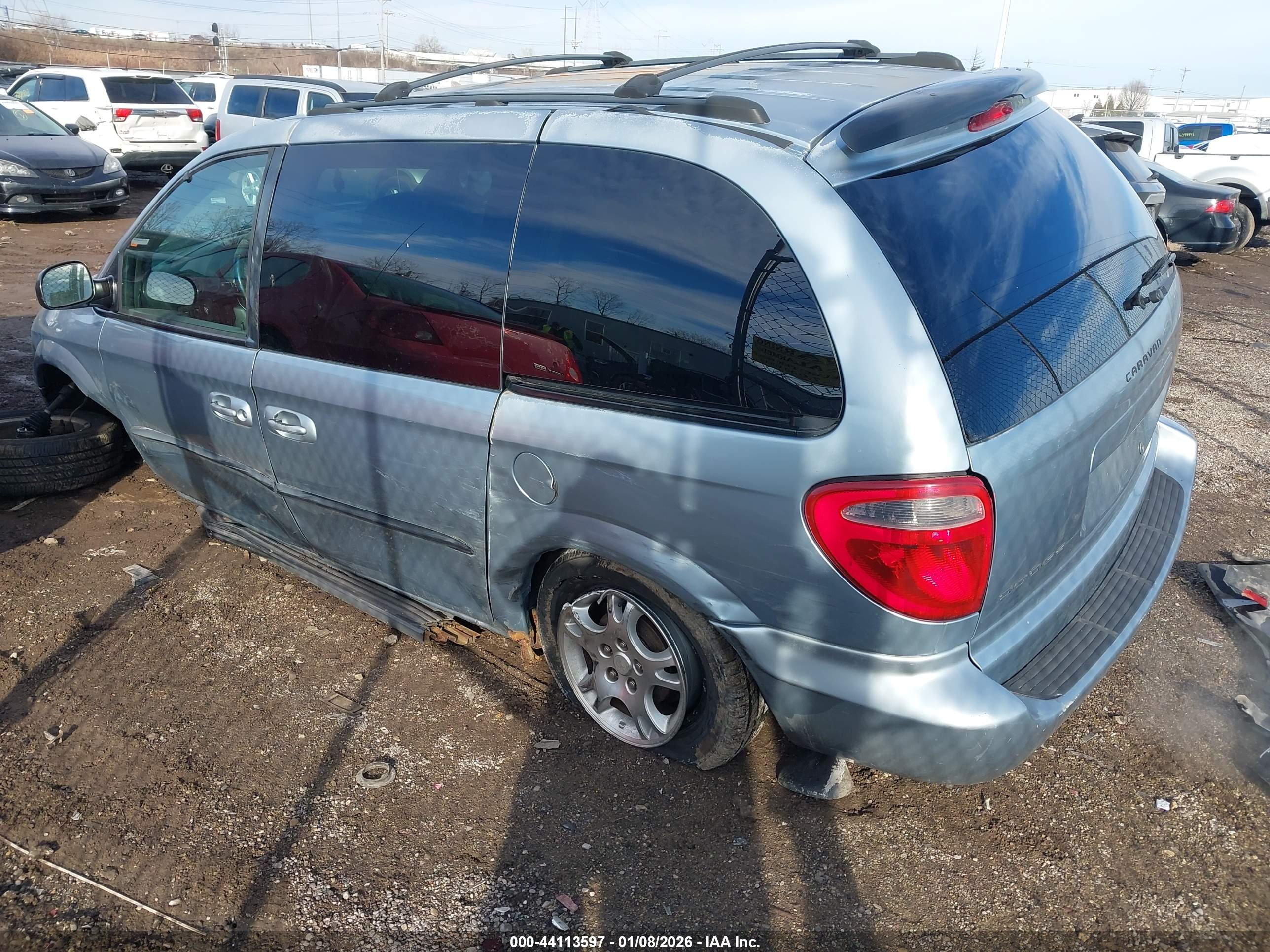DODGE CARAVAN image 3