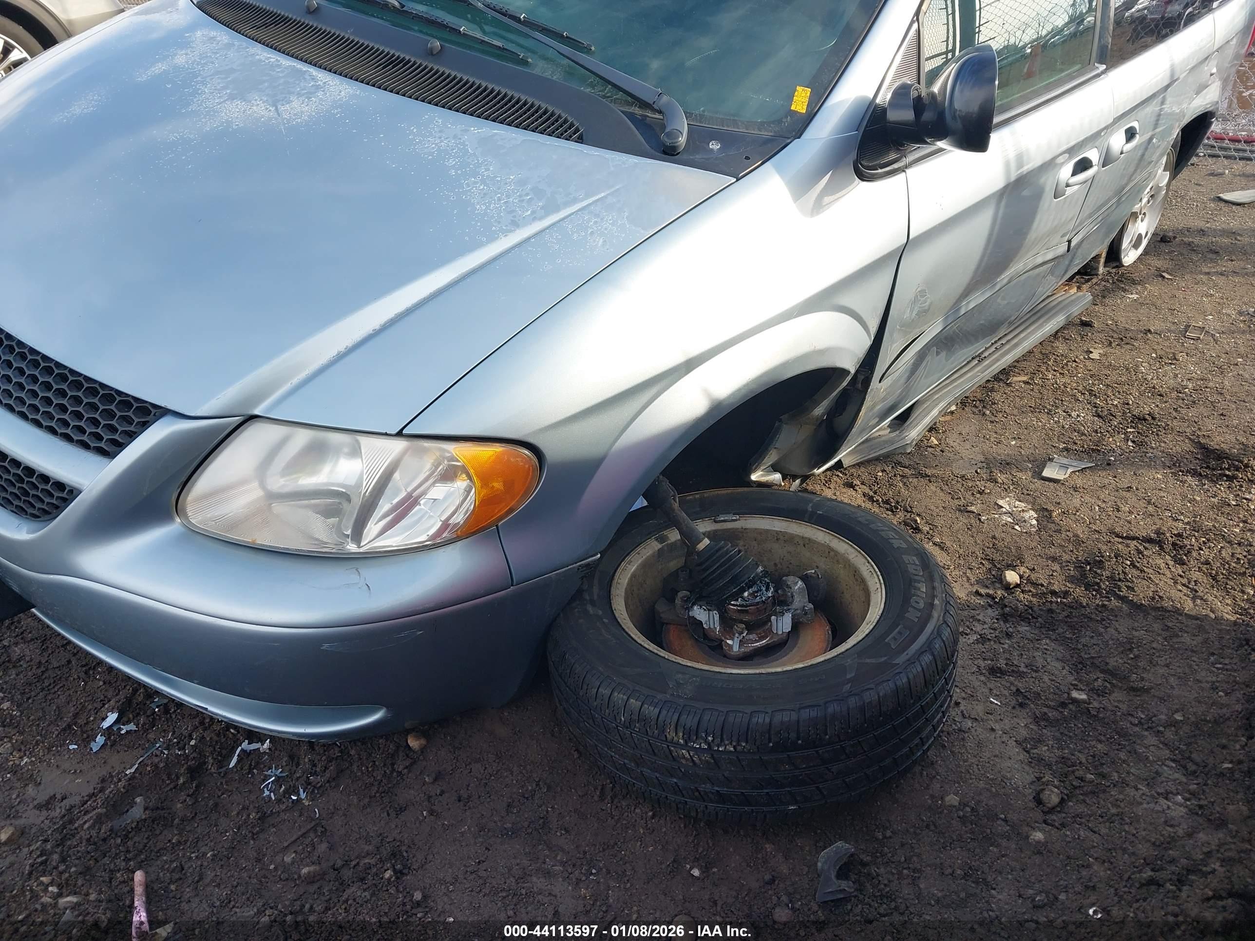 DODGE CARAVAN image 6