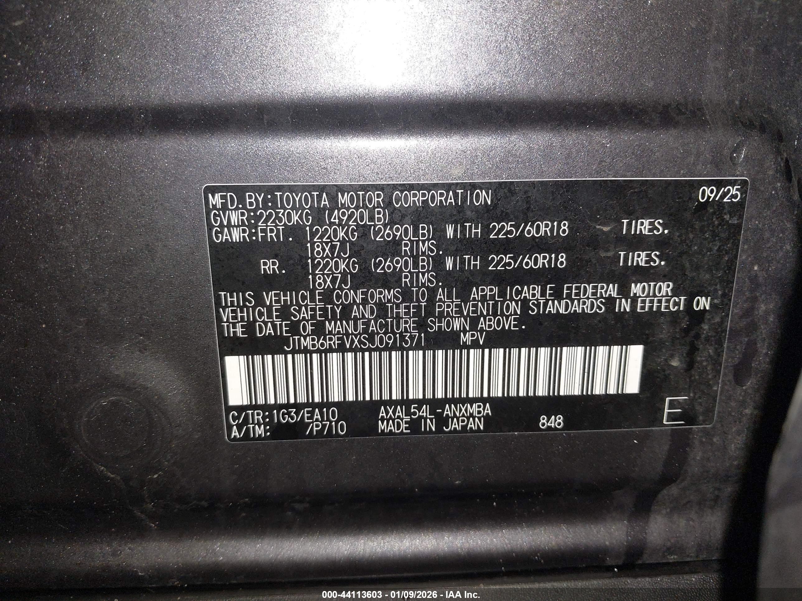TOYOTA RAV4 image 9