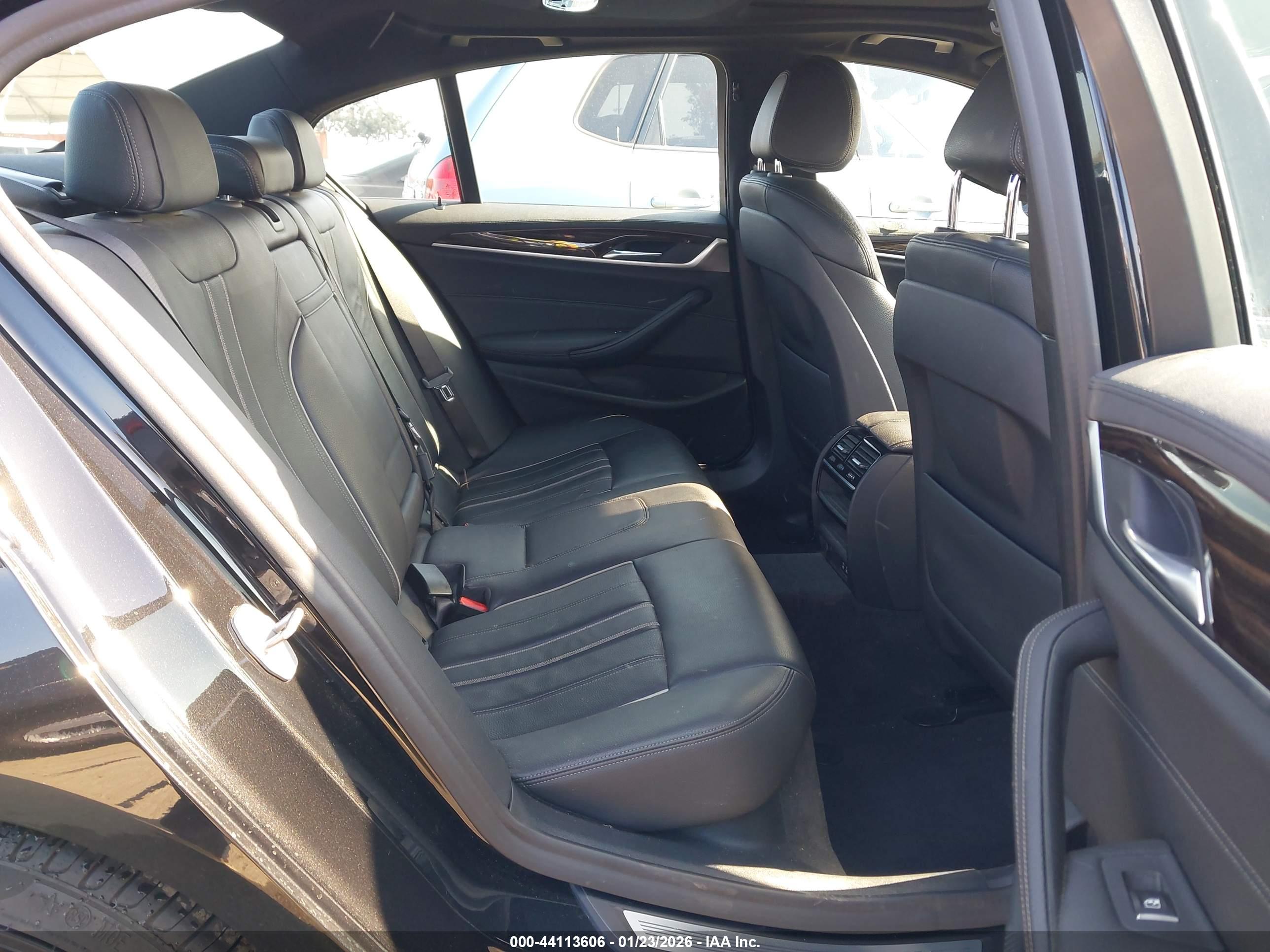 BMW 540I image 8