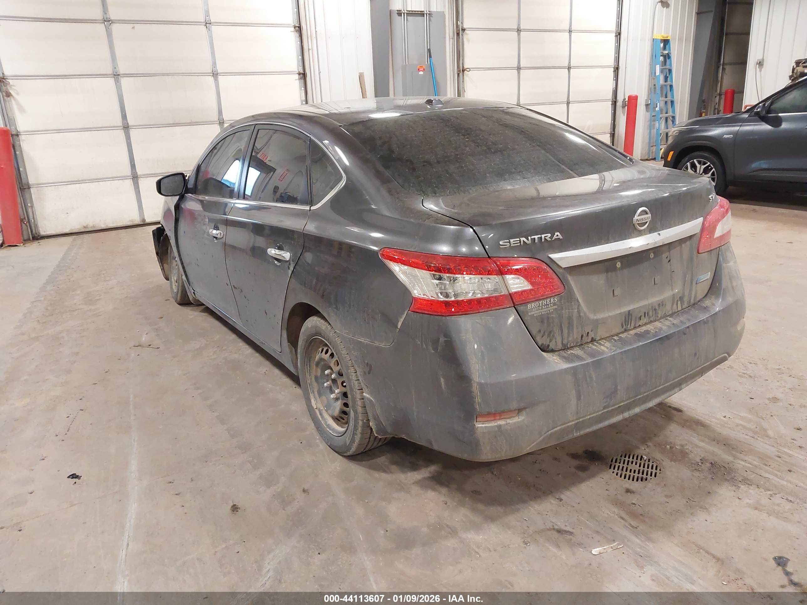 NISSAN SENTRA image 3