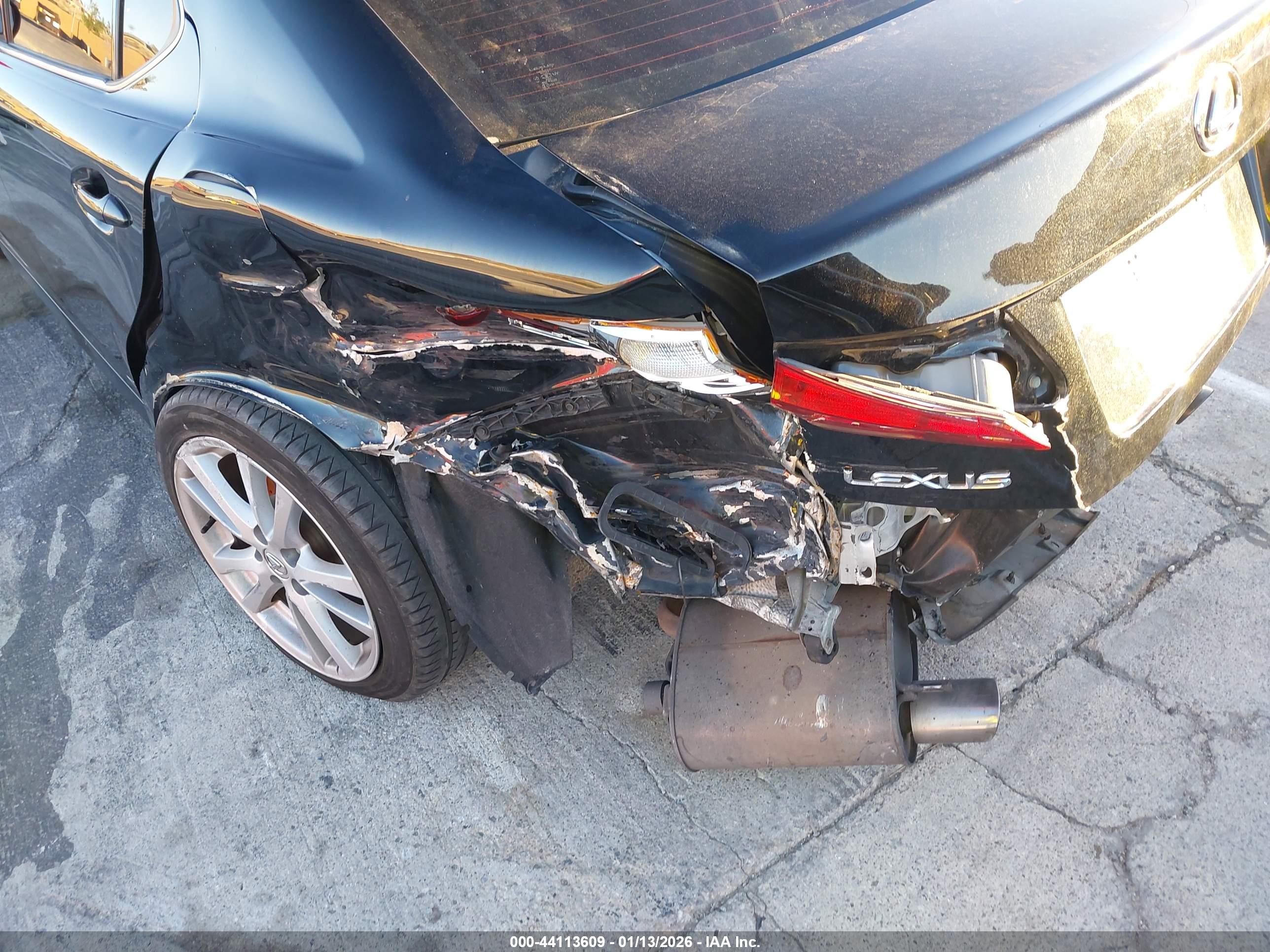 LEXUS IS image 6