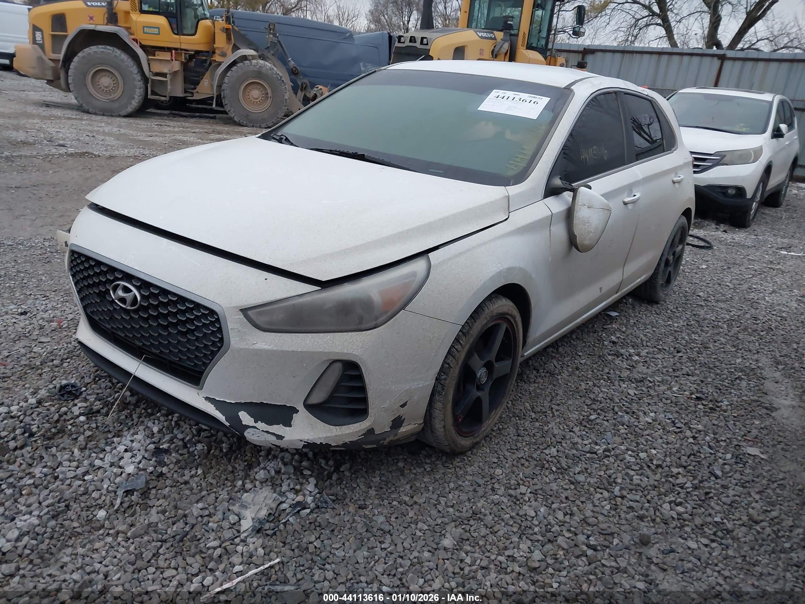 HYUNDAI ELANTRA image 2