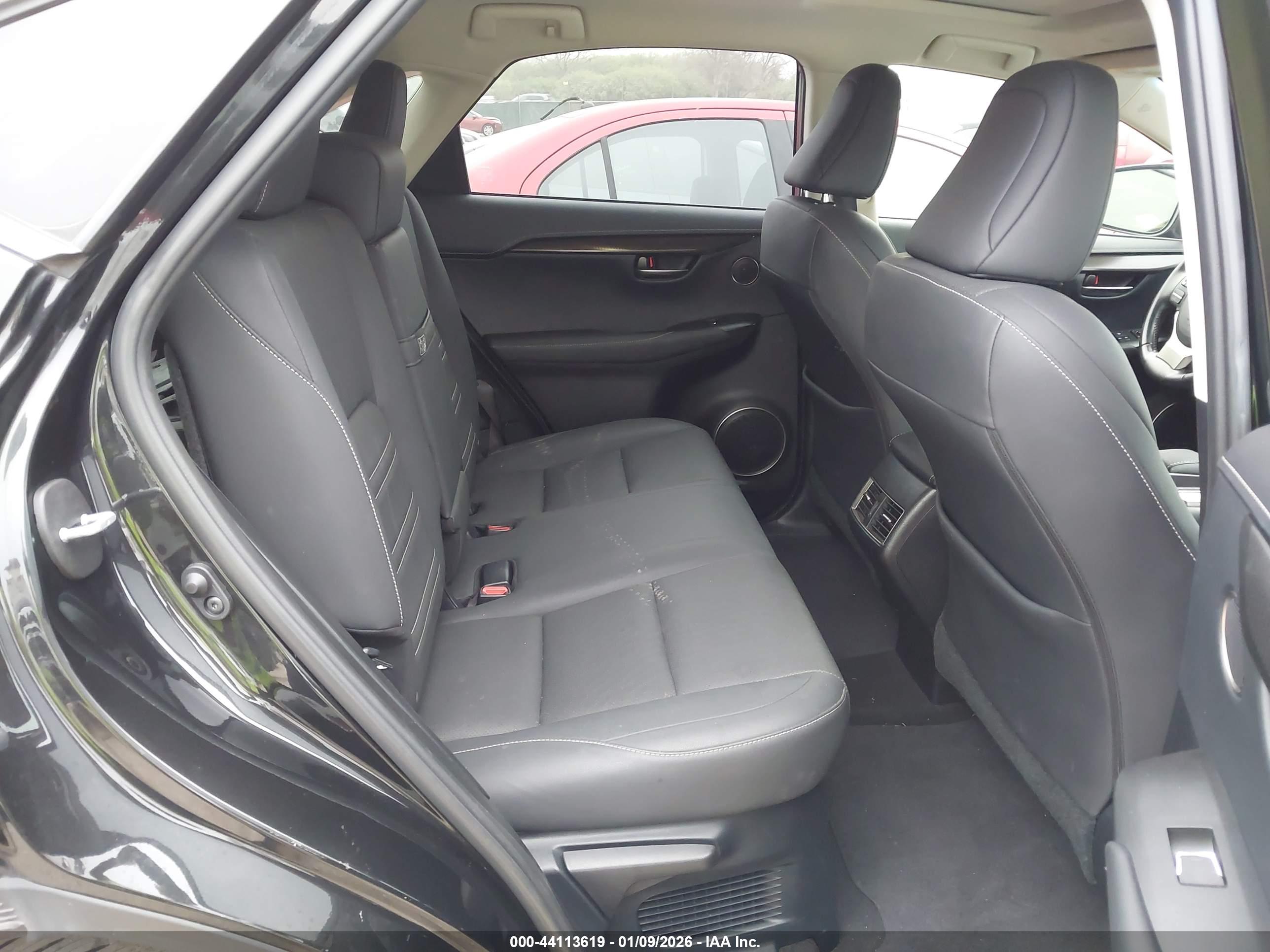 LEXUS NX image 8