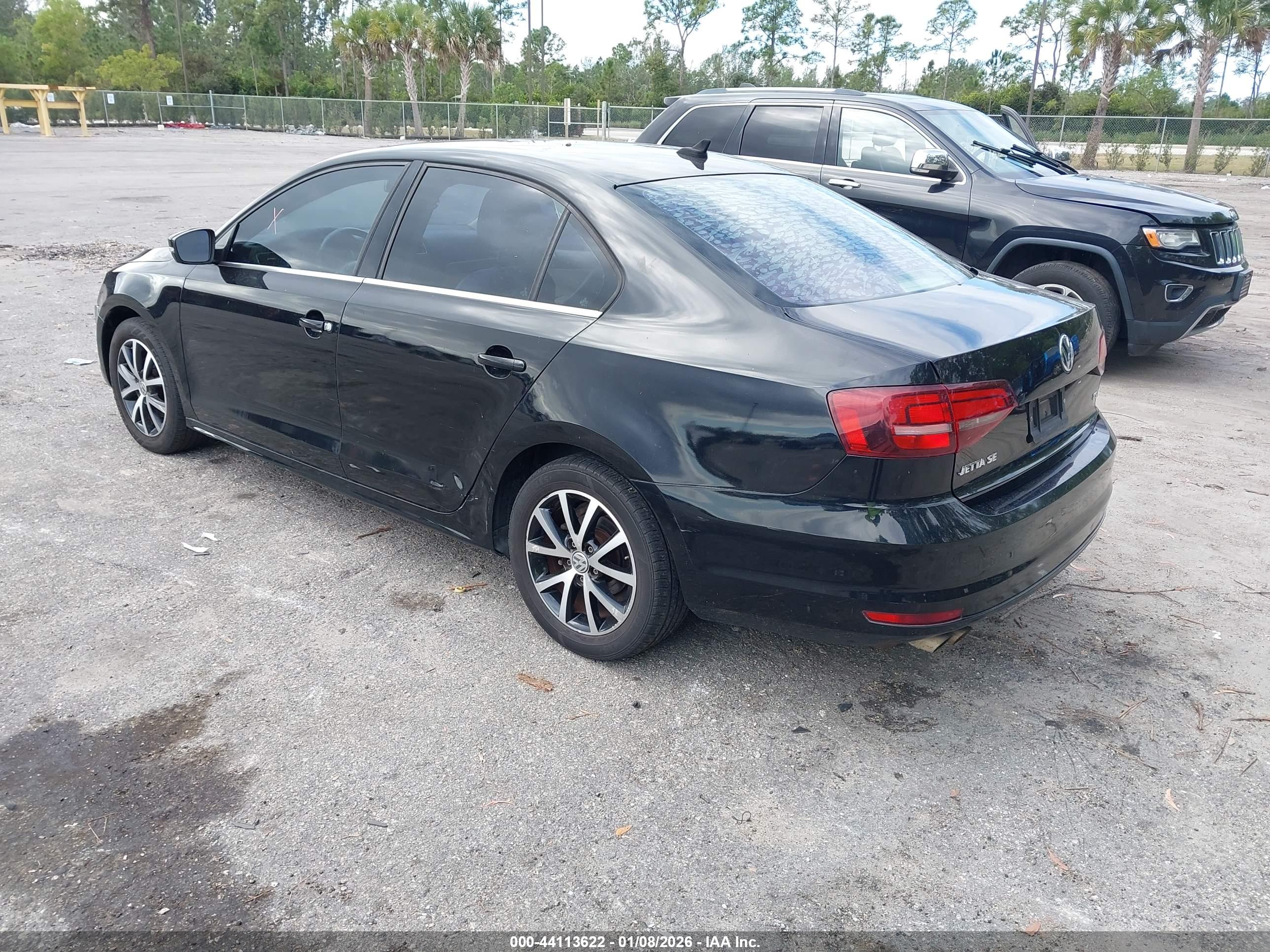 VOLKSWAGEN JETTA image 3