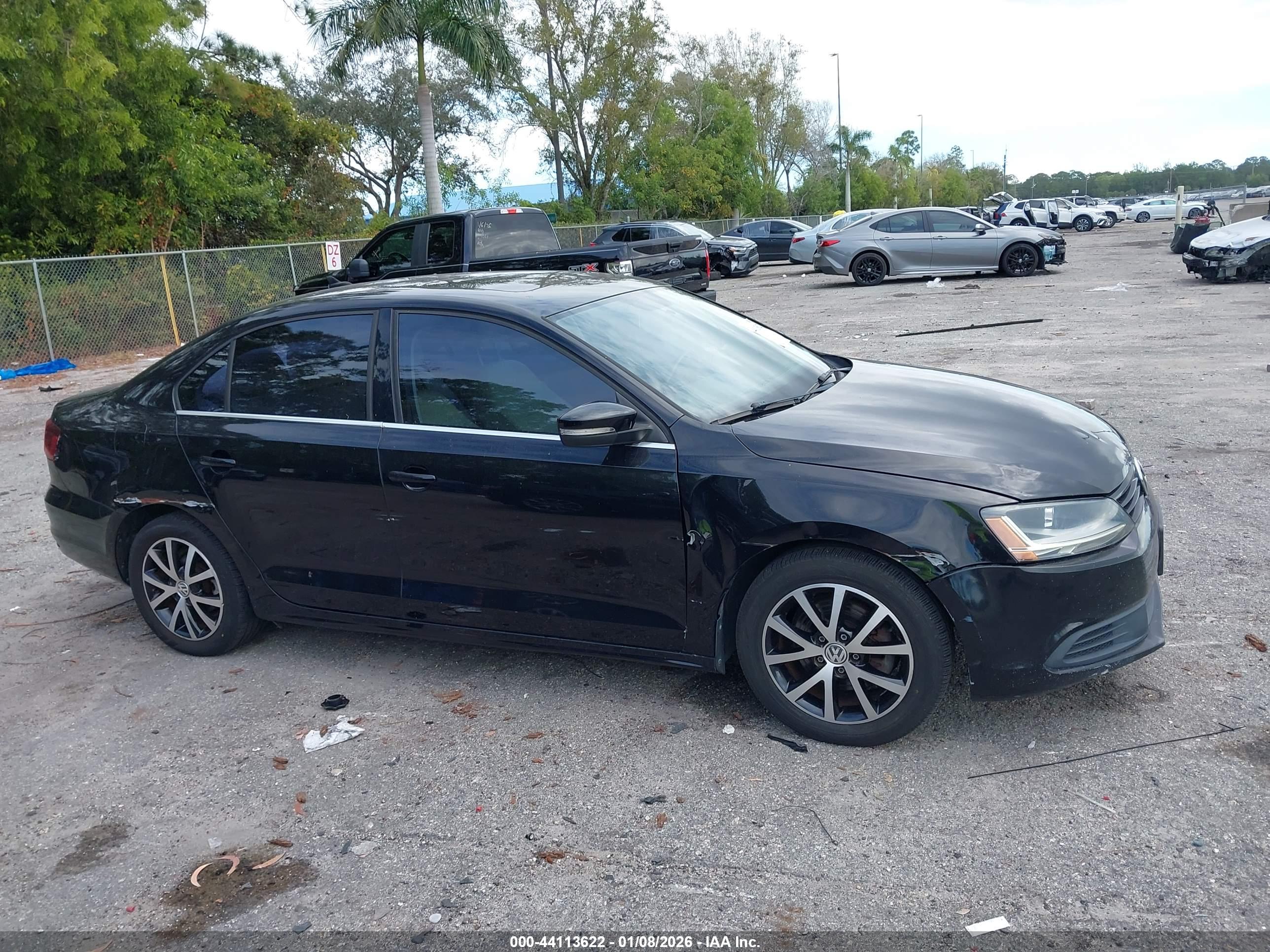 VOLKSWAGEN JETTA image 6