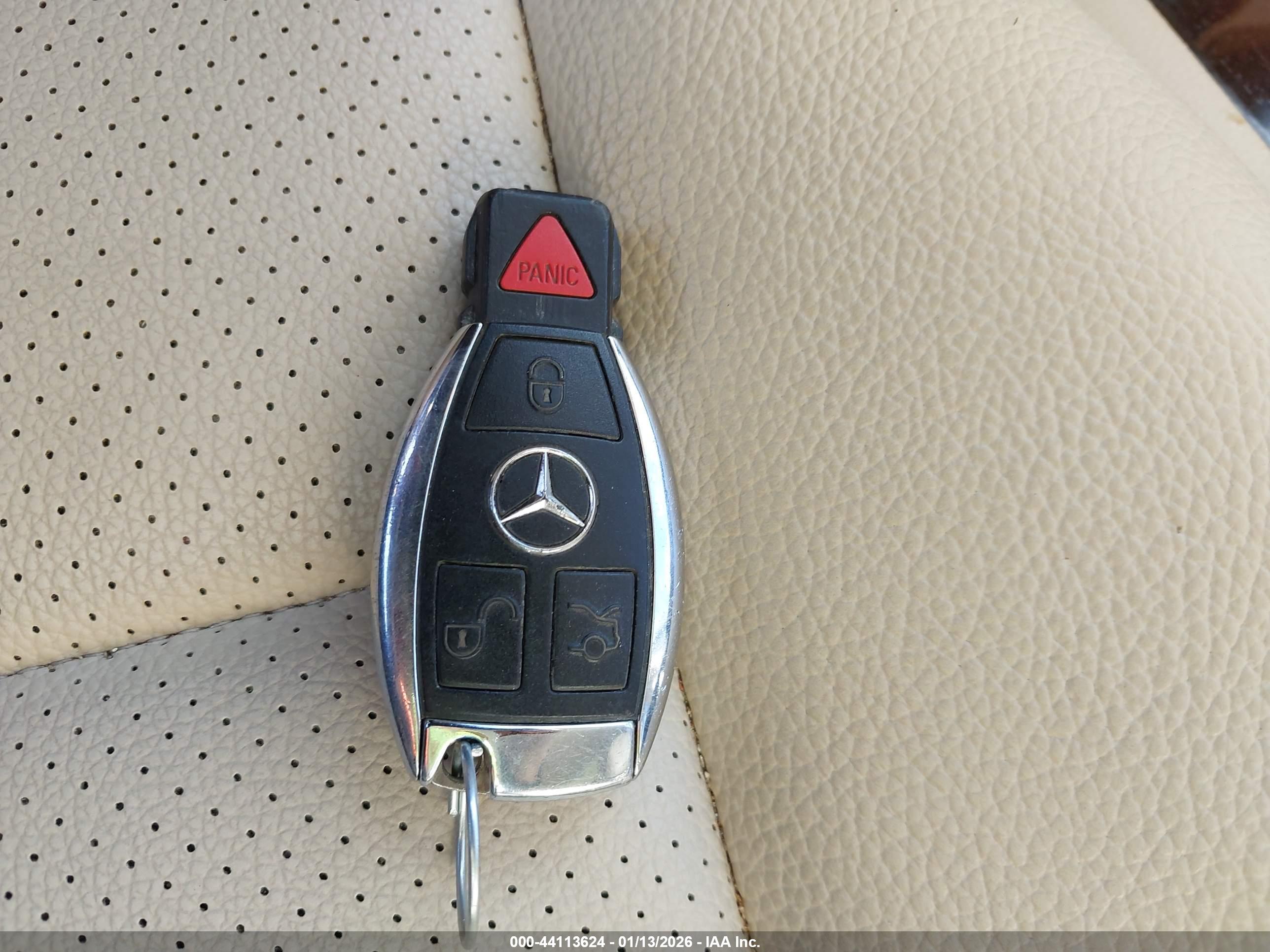 MERCEDES-BENZ GLK image 11