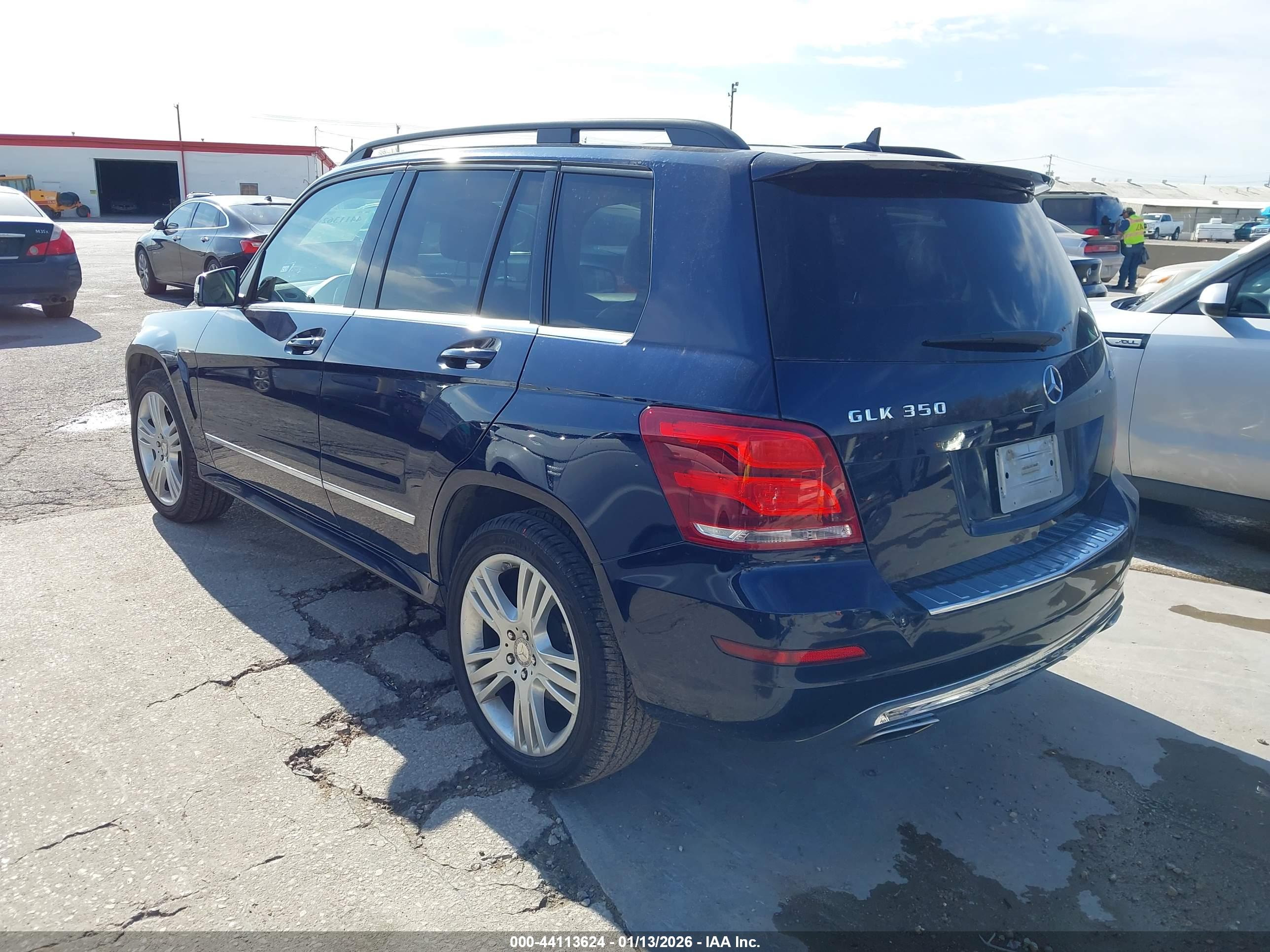MERCEDES-BENZ GLK image 3
