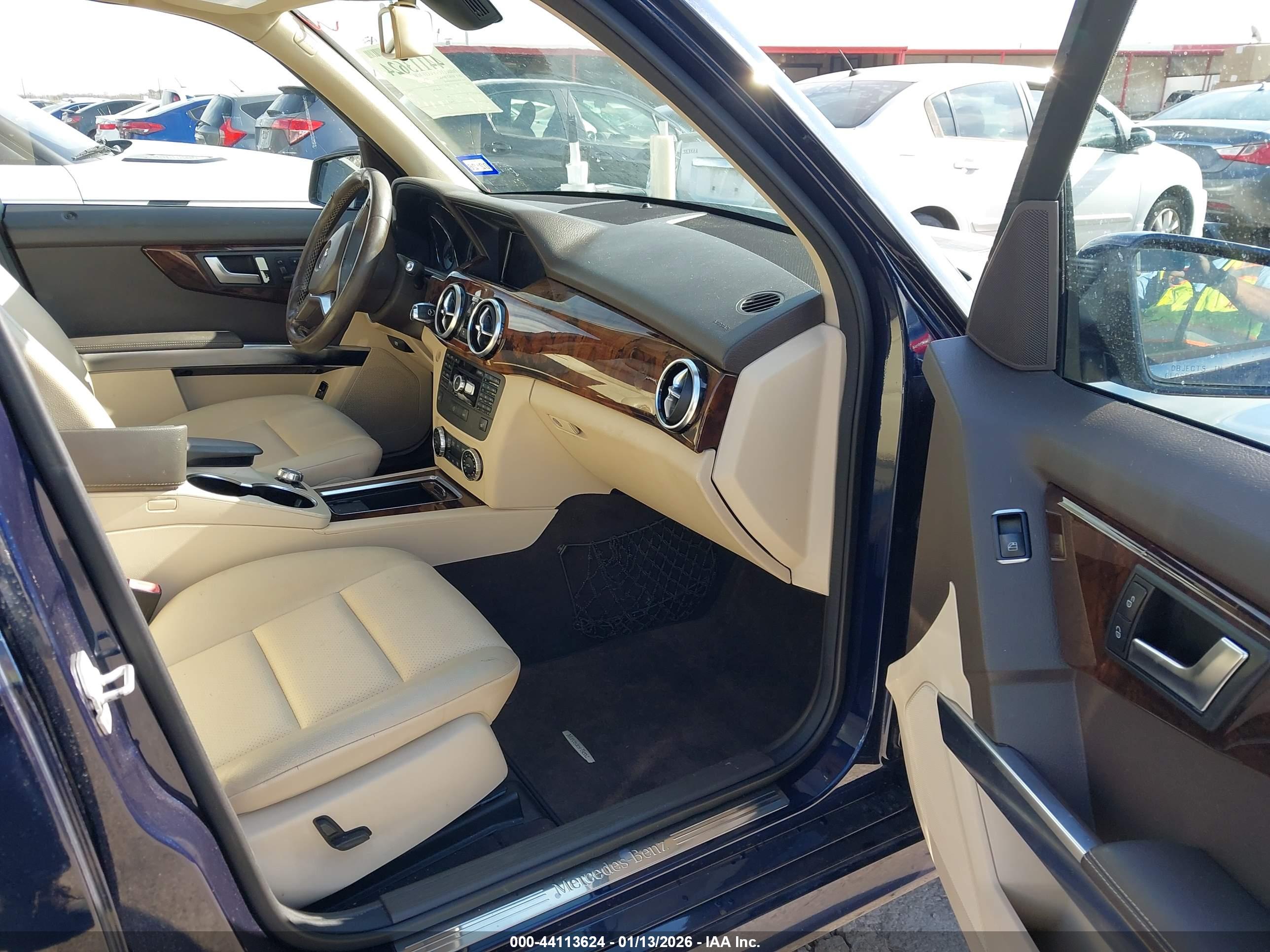 MERCEDES-BENZ GLK image 5