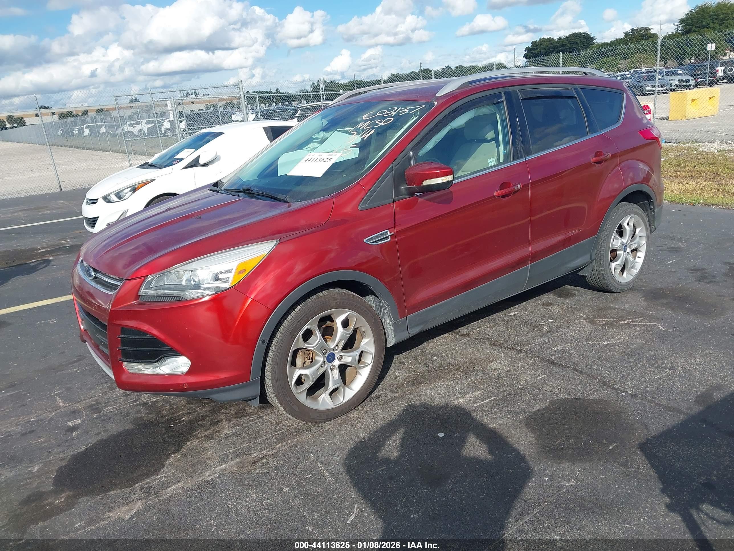 FORD ESCAPE image 2
