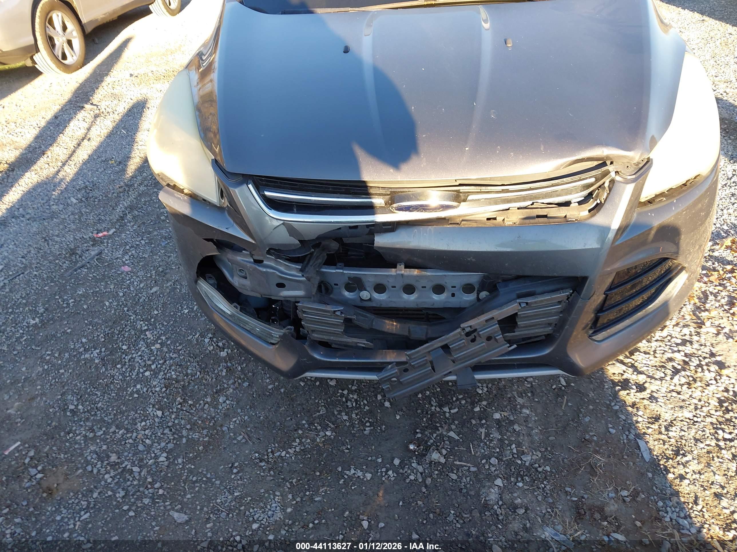 FORD ESCAPE image 6