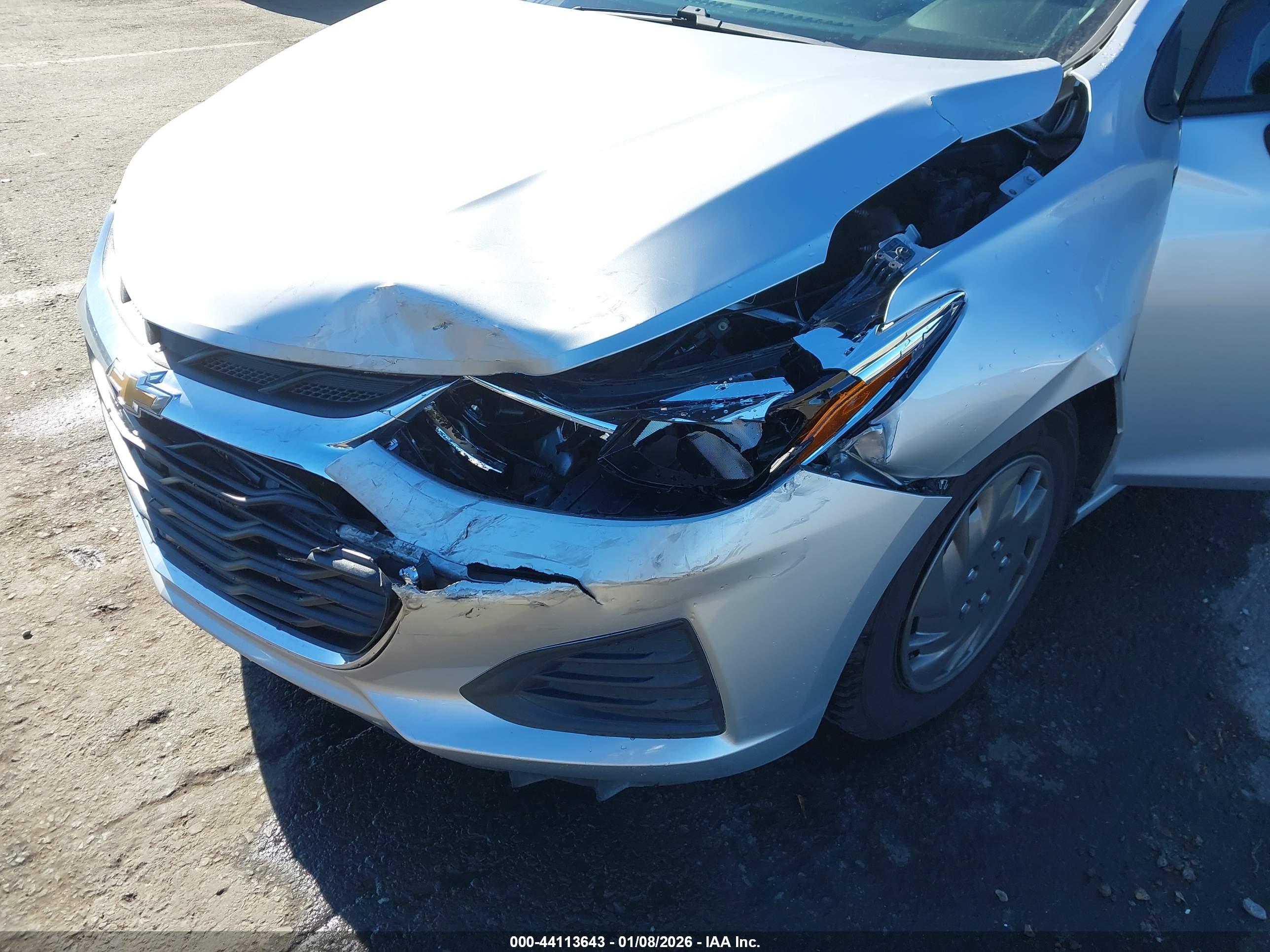 CHEVROLET CRUZE image 6