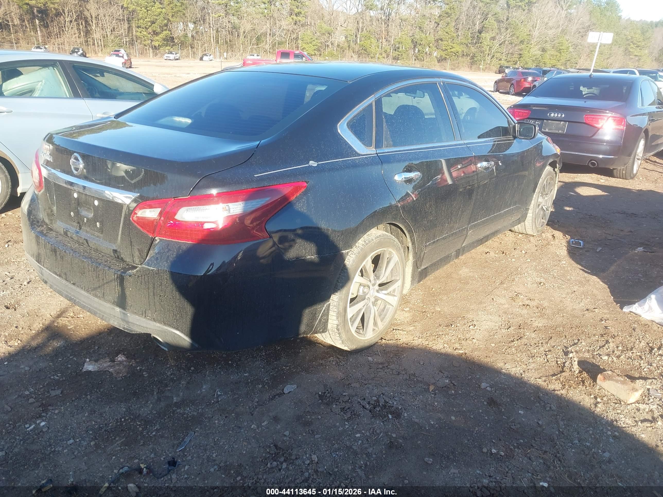 NISSAN ALTIMA image 4