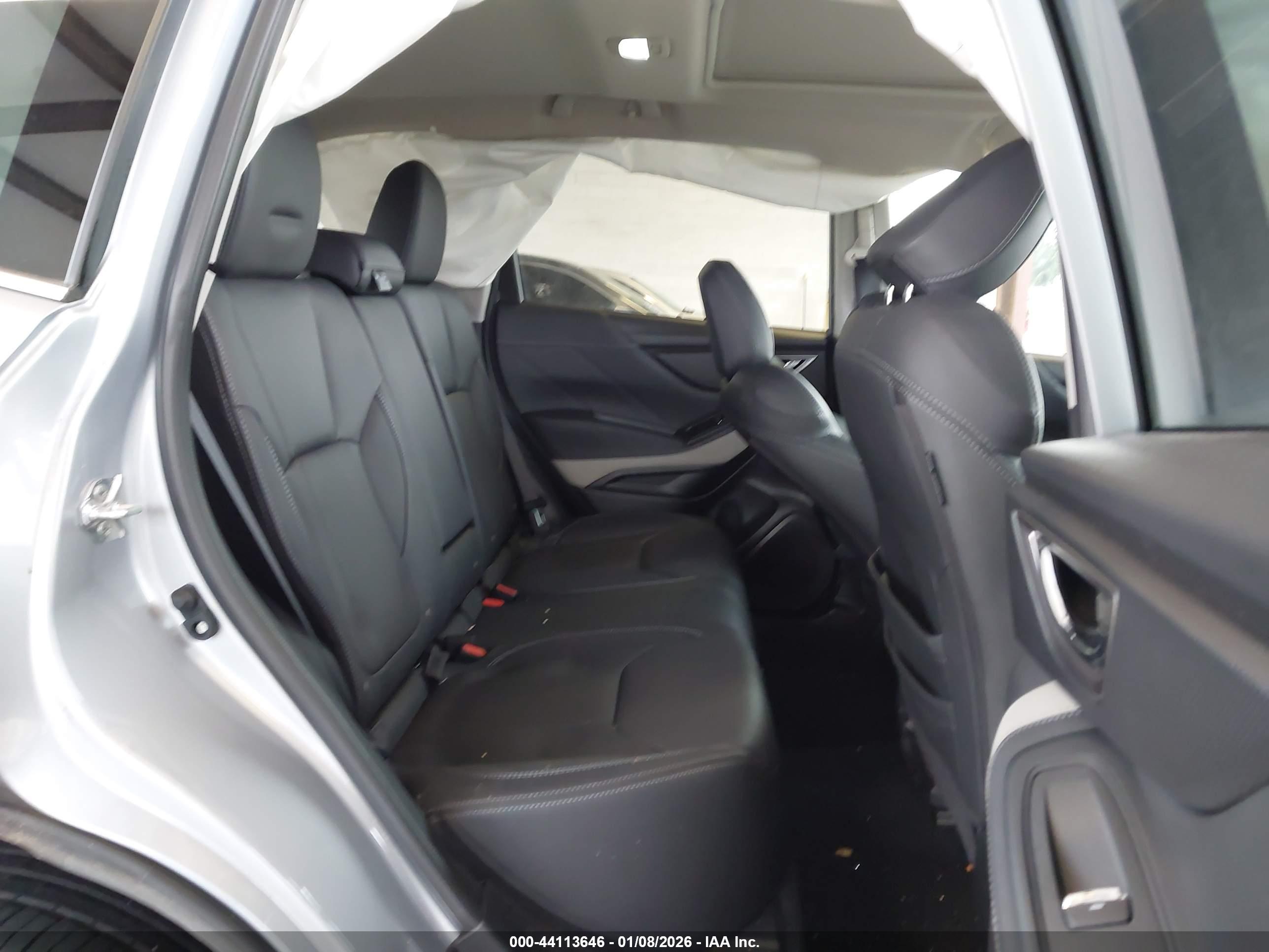 SUBARU FORESTER image 8