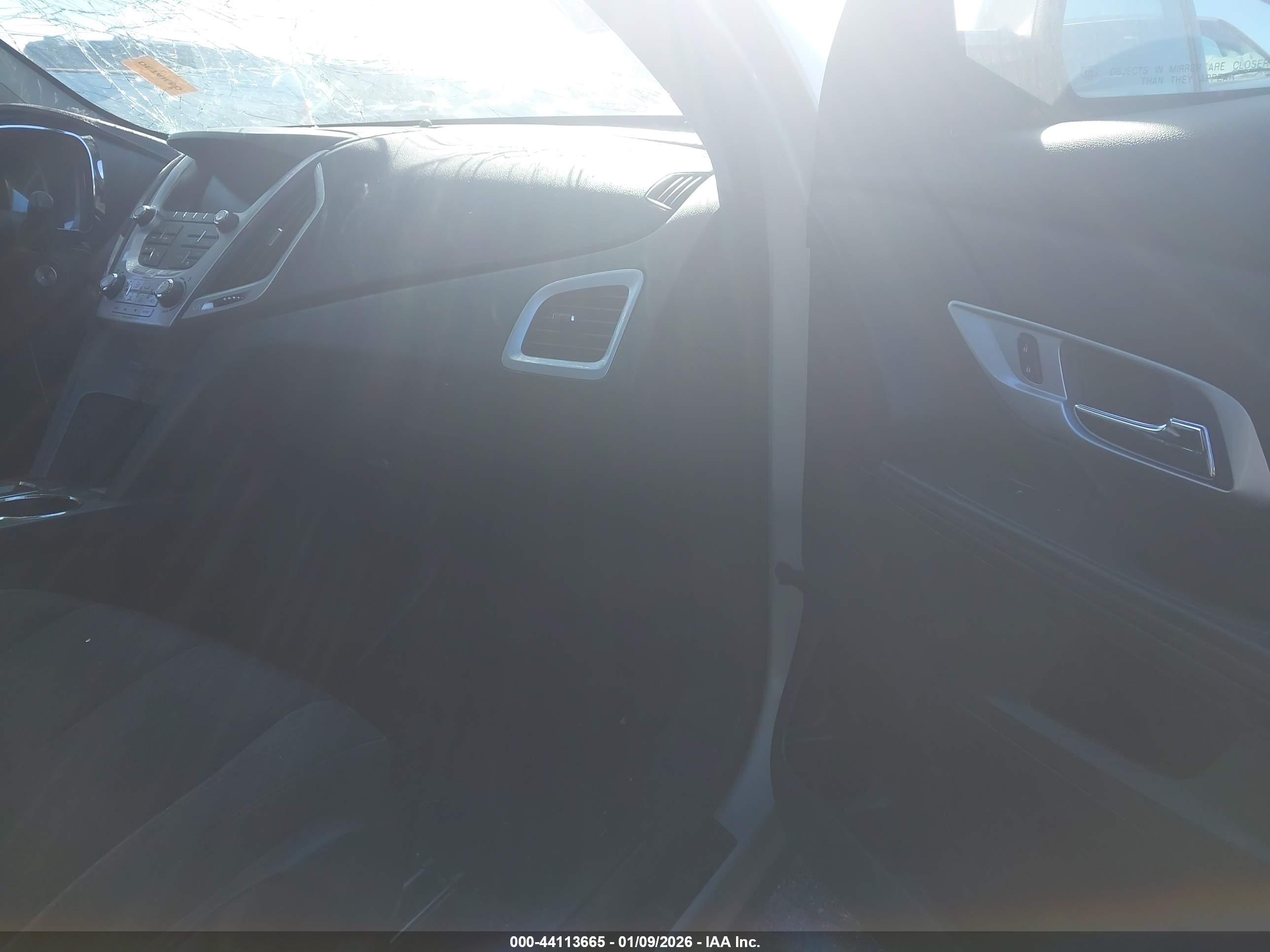 GMC TERRAIN image 5
