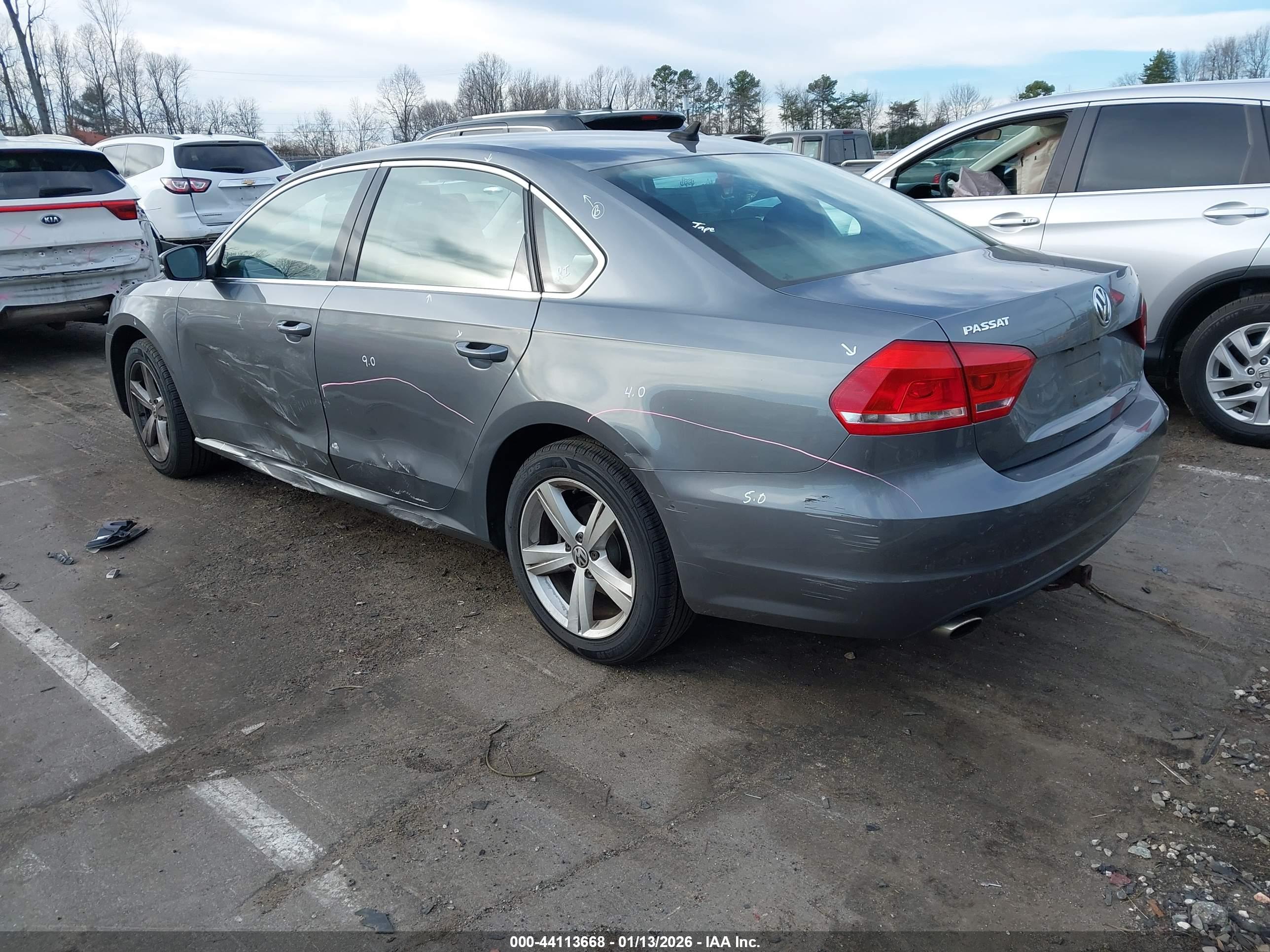 VOLKSWAGEN PASSAT image 3