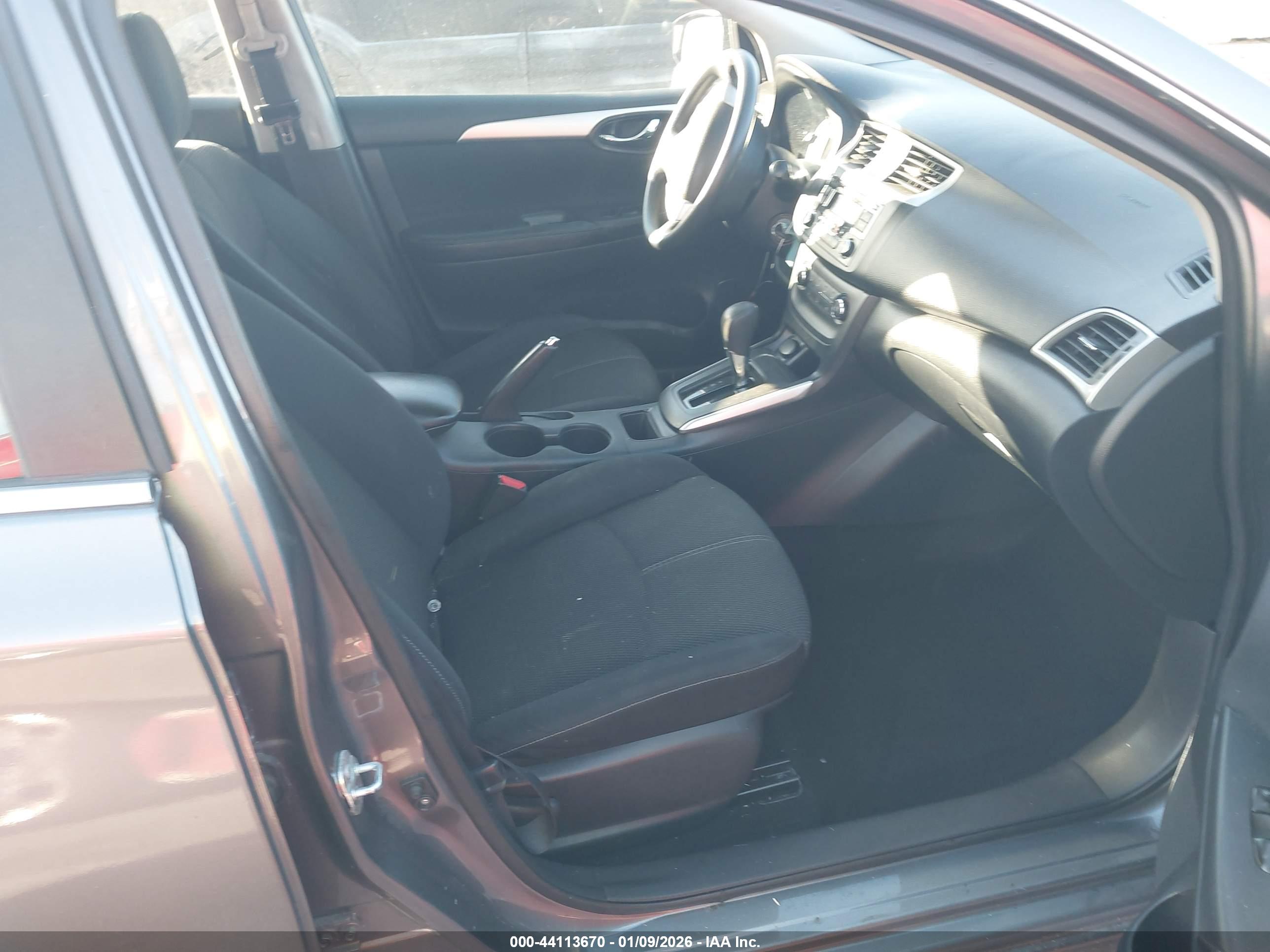 NISSAN SENTRA image 5