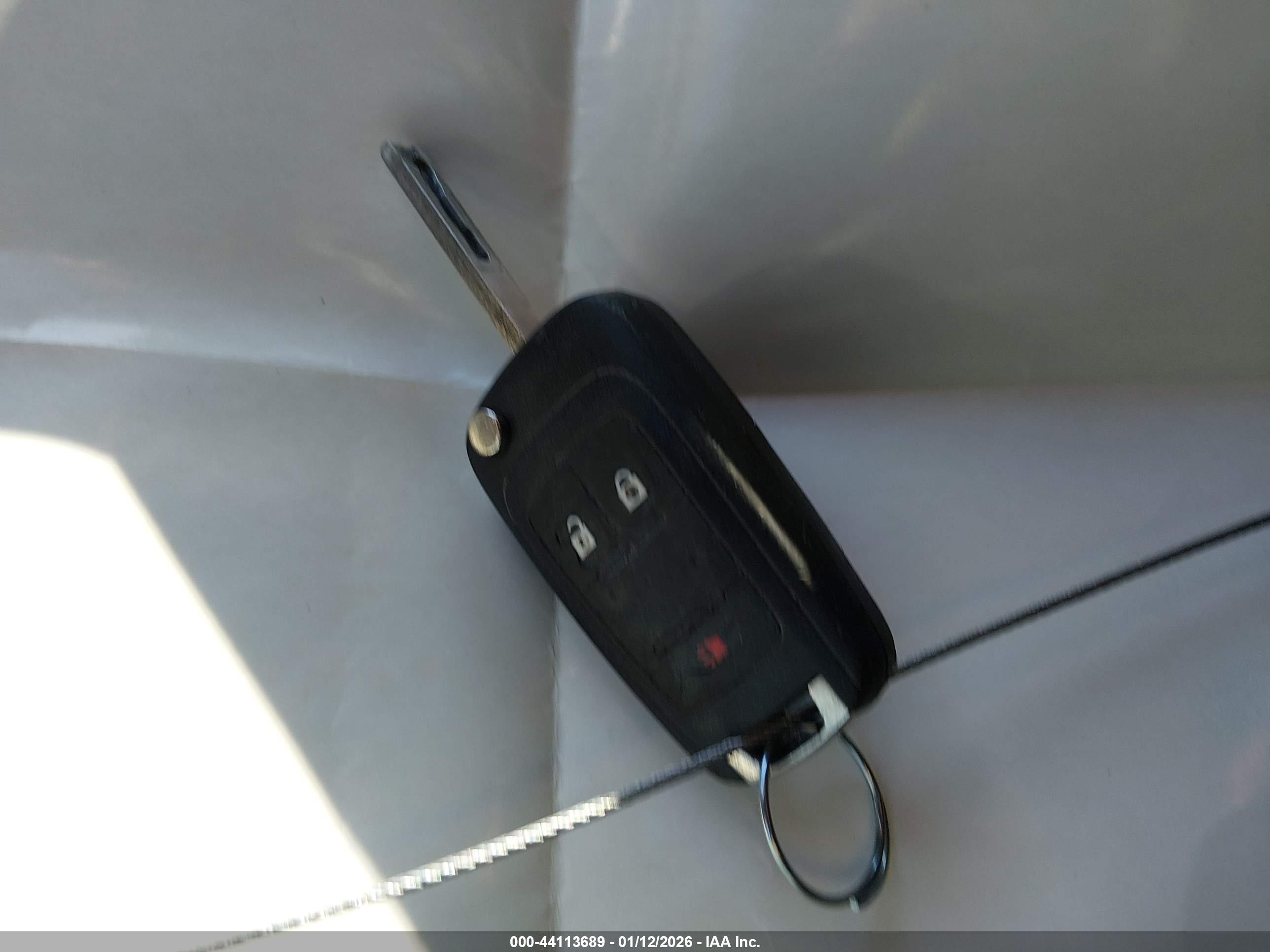 CHEVROLET EQUINOX image 11