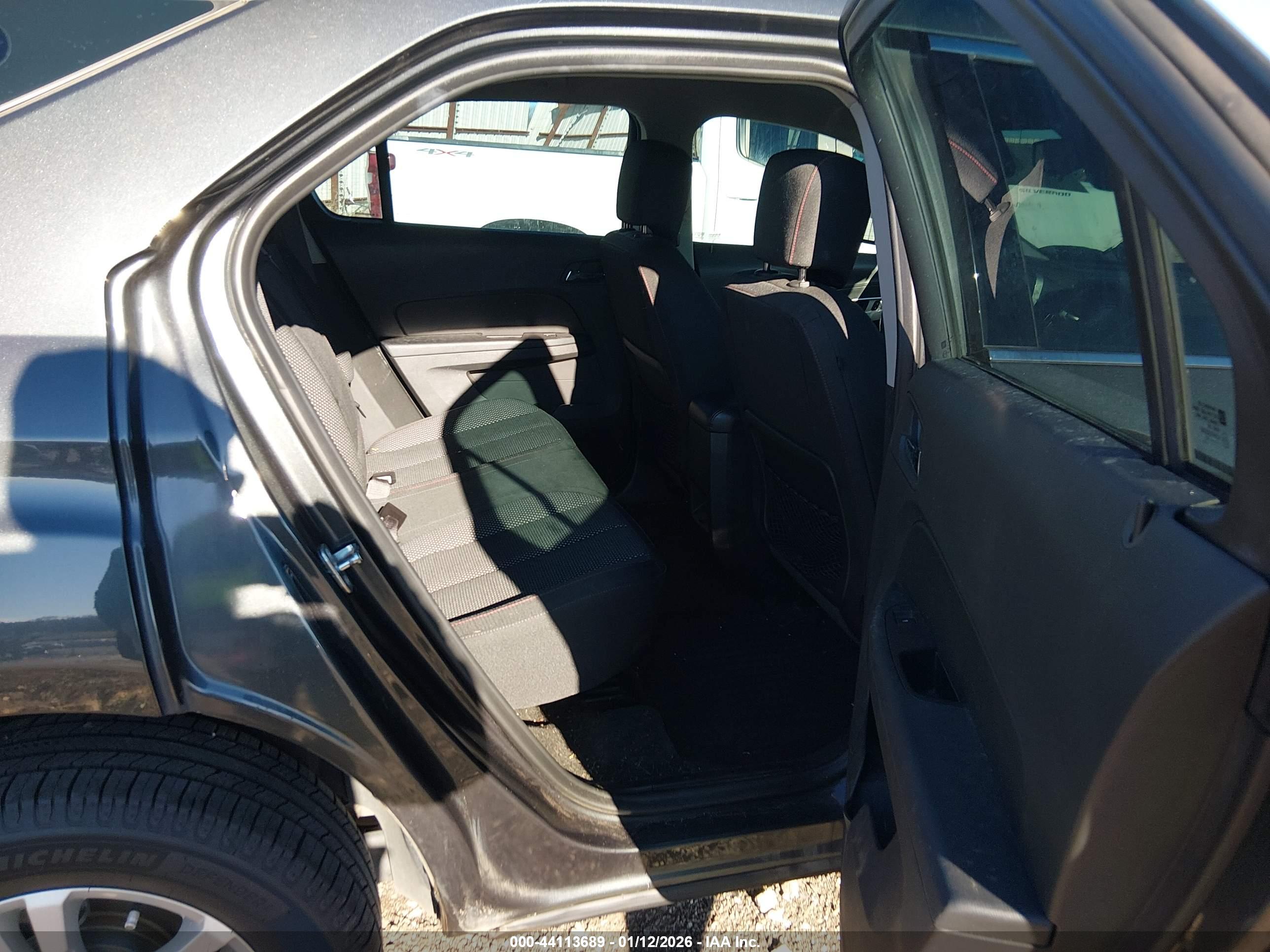 CHEVROLET EQUINOX image 8