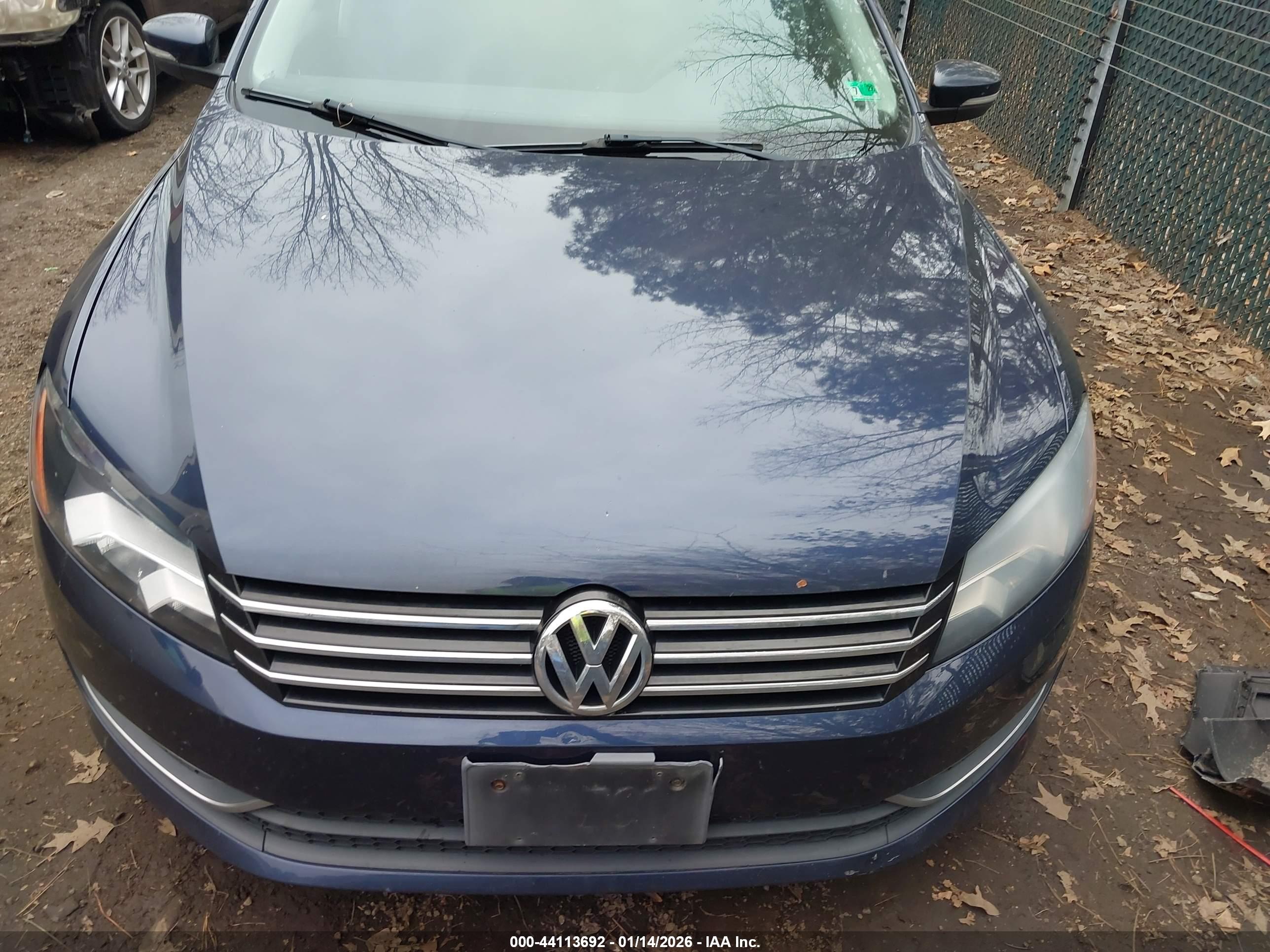 VOLKSWAGEN PASSAT image 6