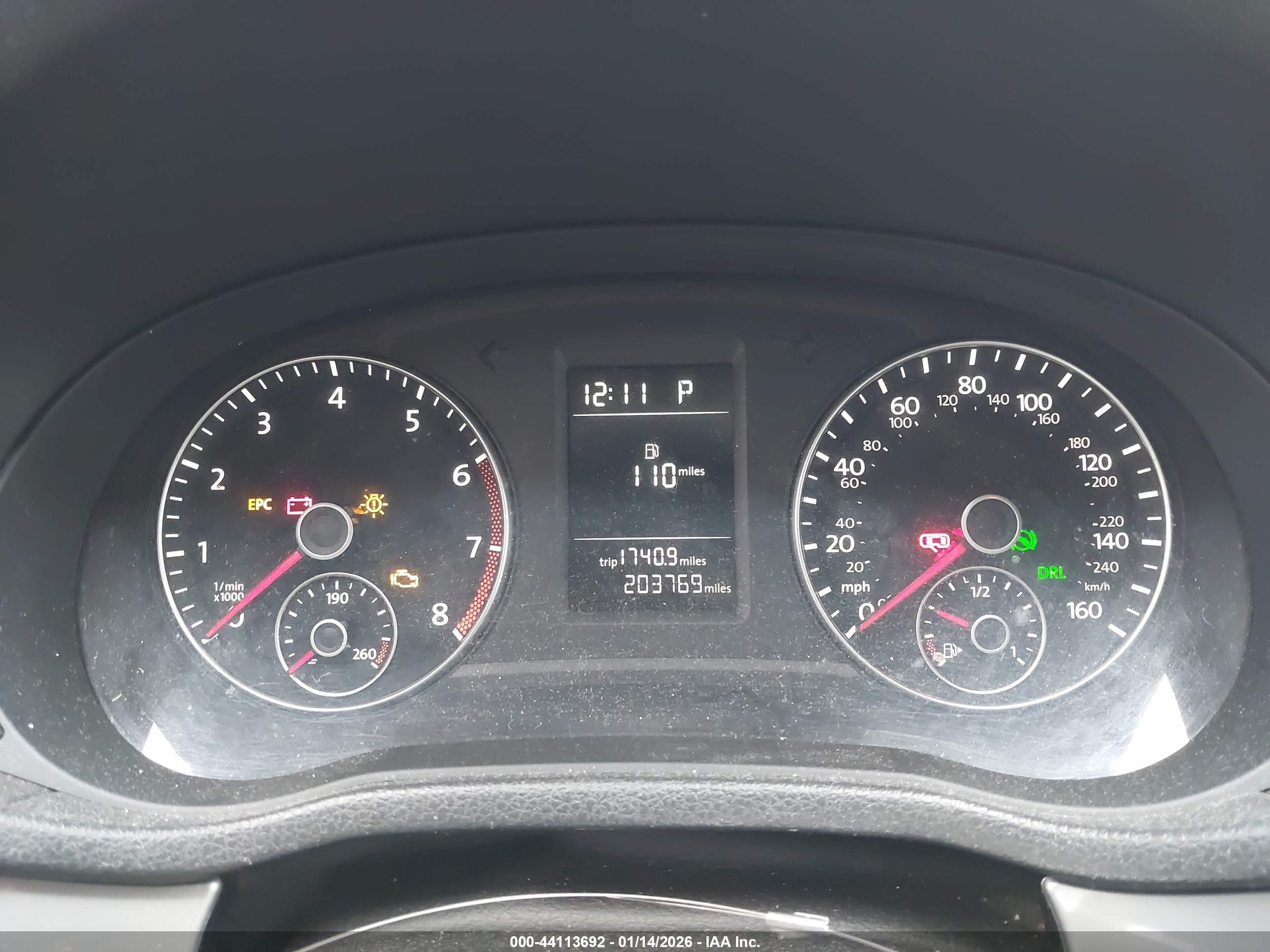 VOLKSWAGEN PASSAT image 7