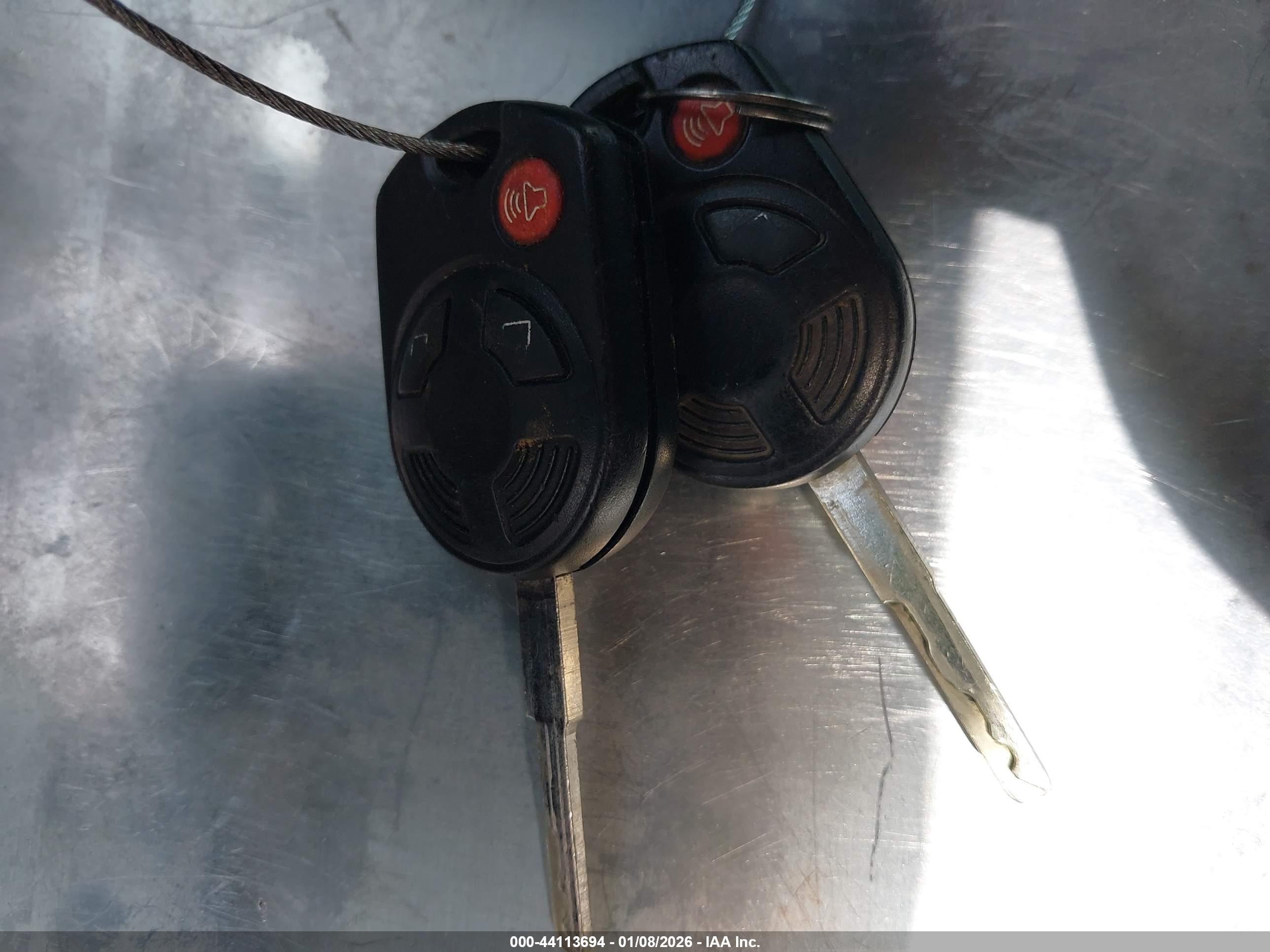FORD ESCAPE image 11