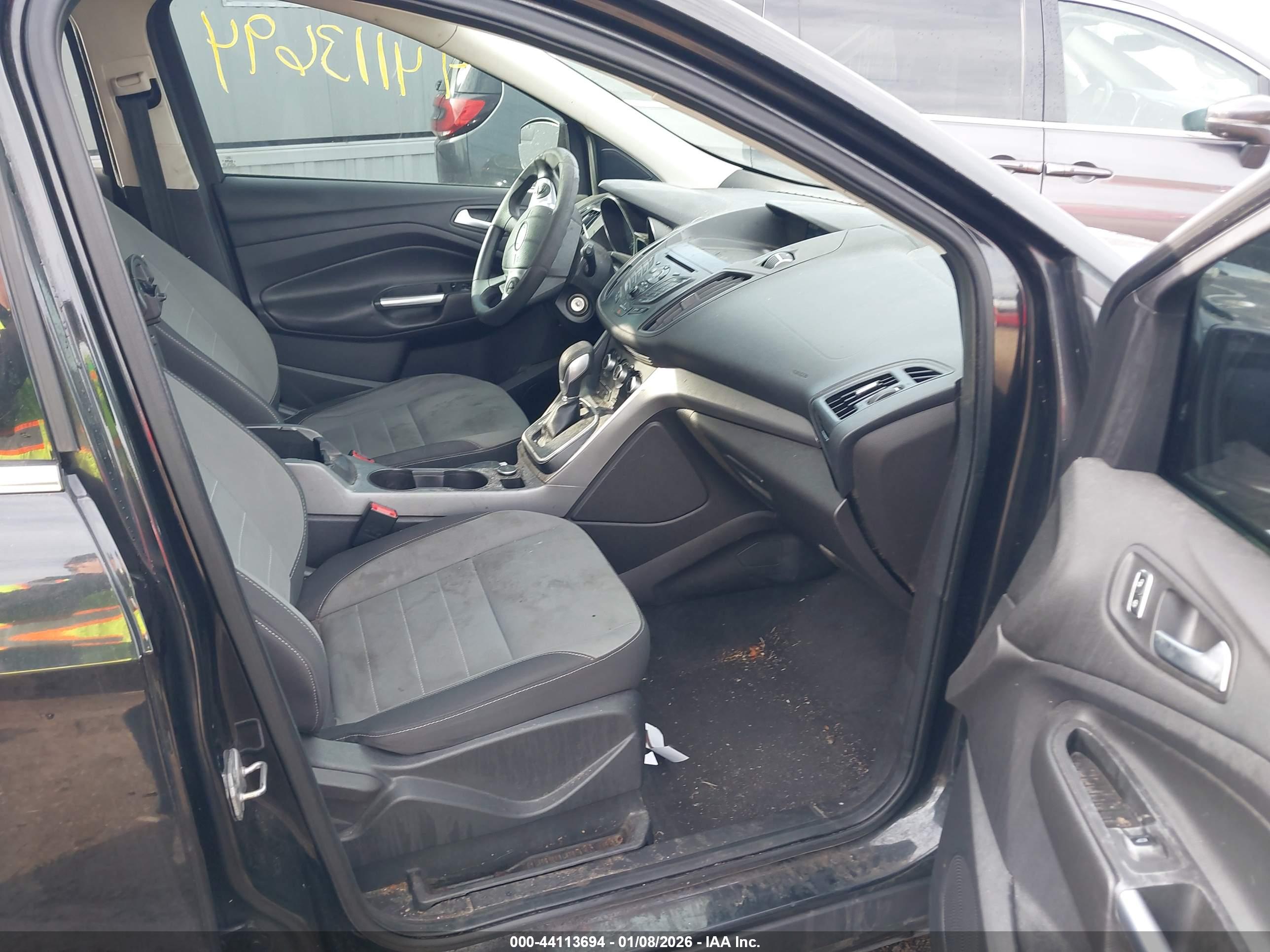 FORD ESCAPE image 5
