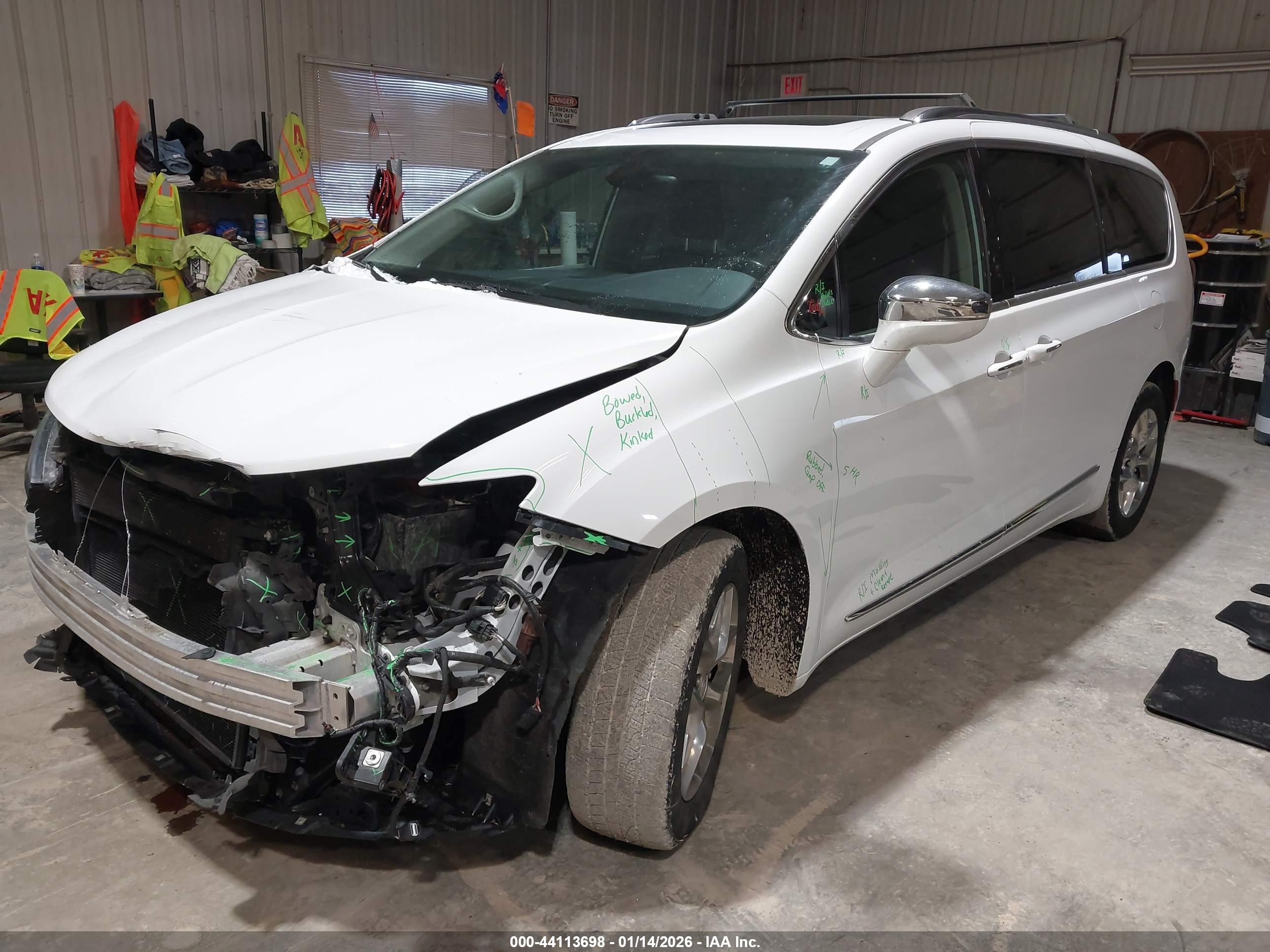 CHRYSLER PACIFICA image 2