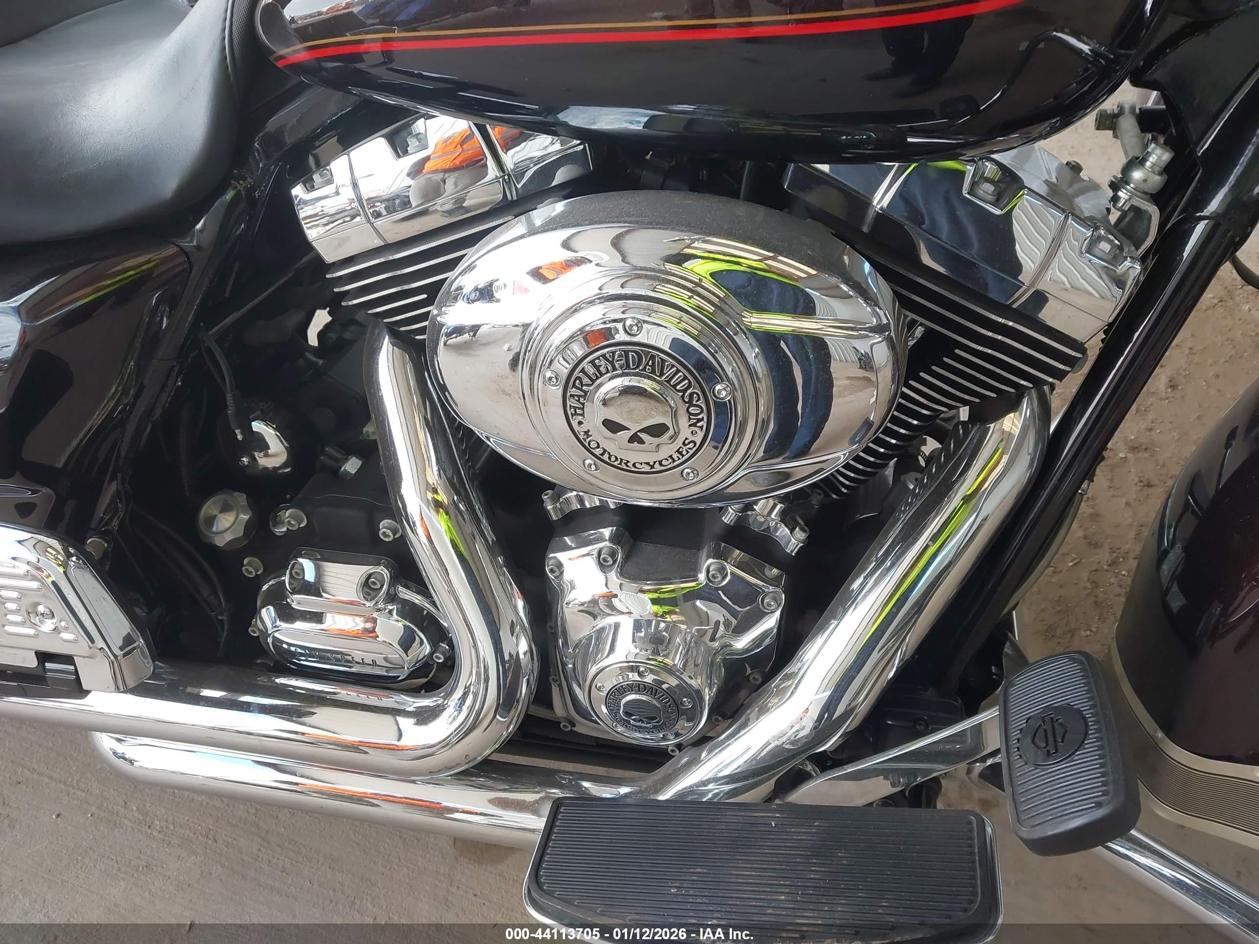 HARLEY-DAVIDSON FLHR image 8