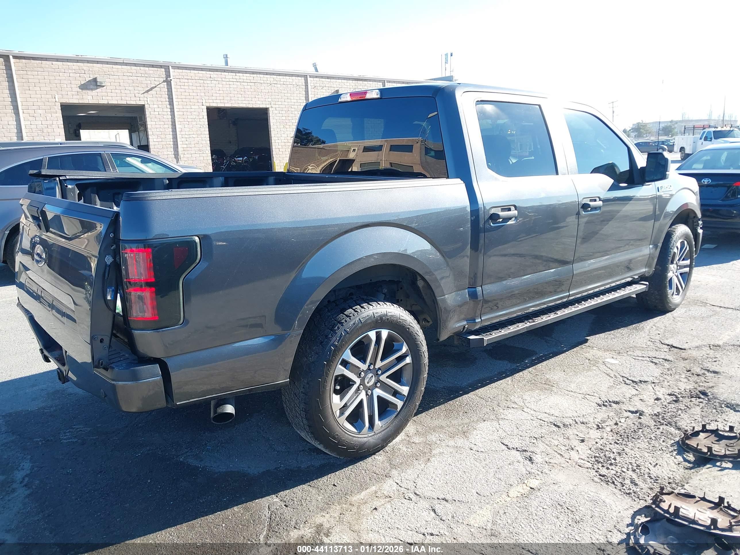 FORD F-150 image 4