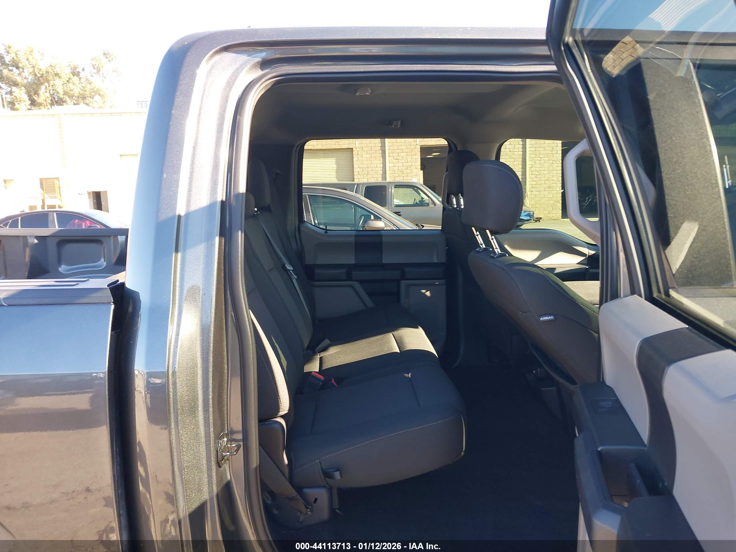 FORD F-150 image 8