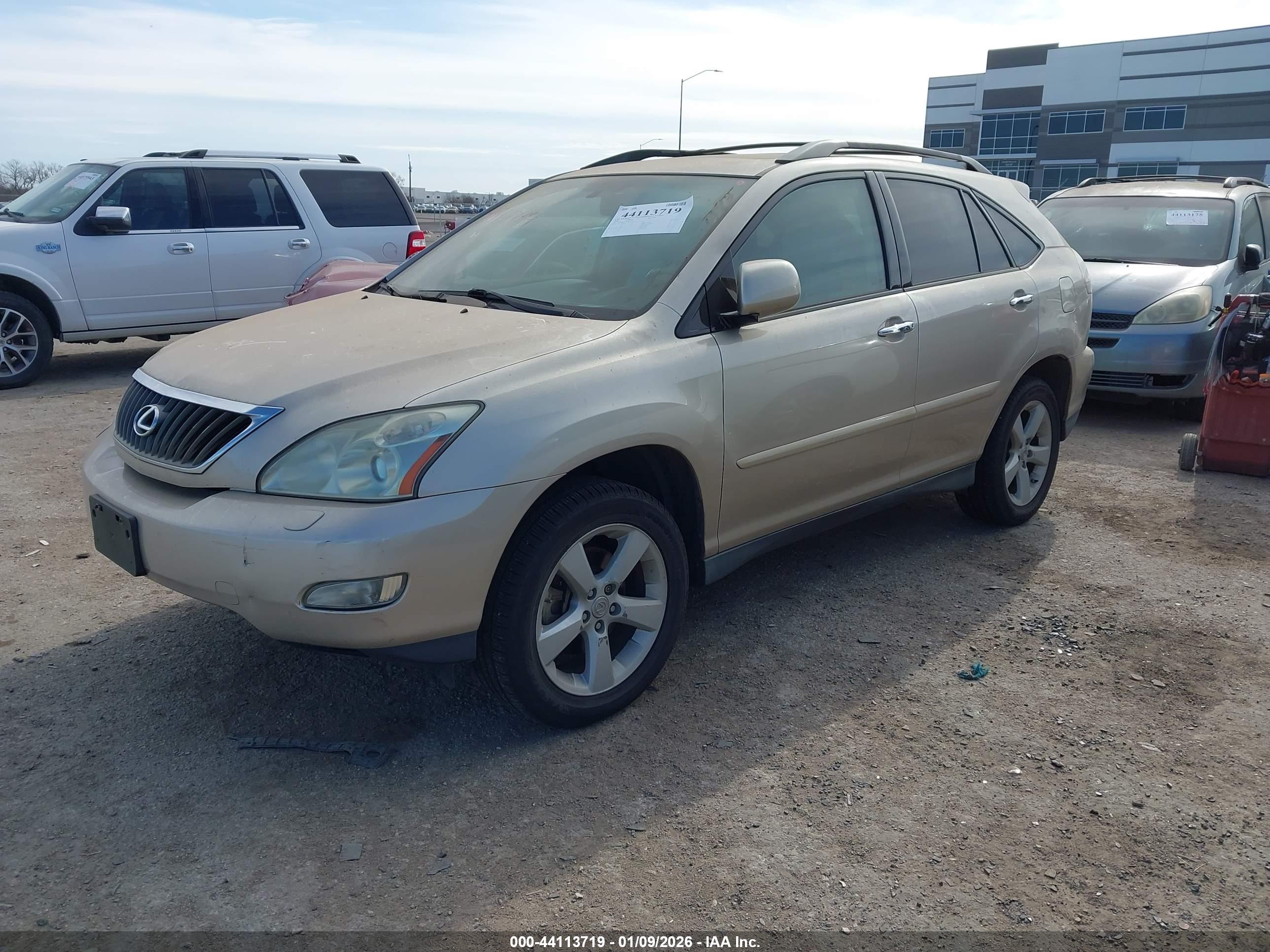 LEXUS RX image 2