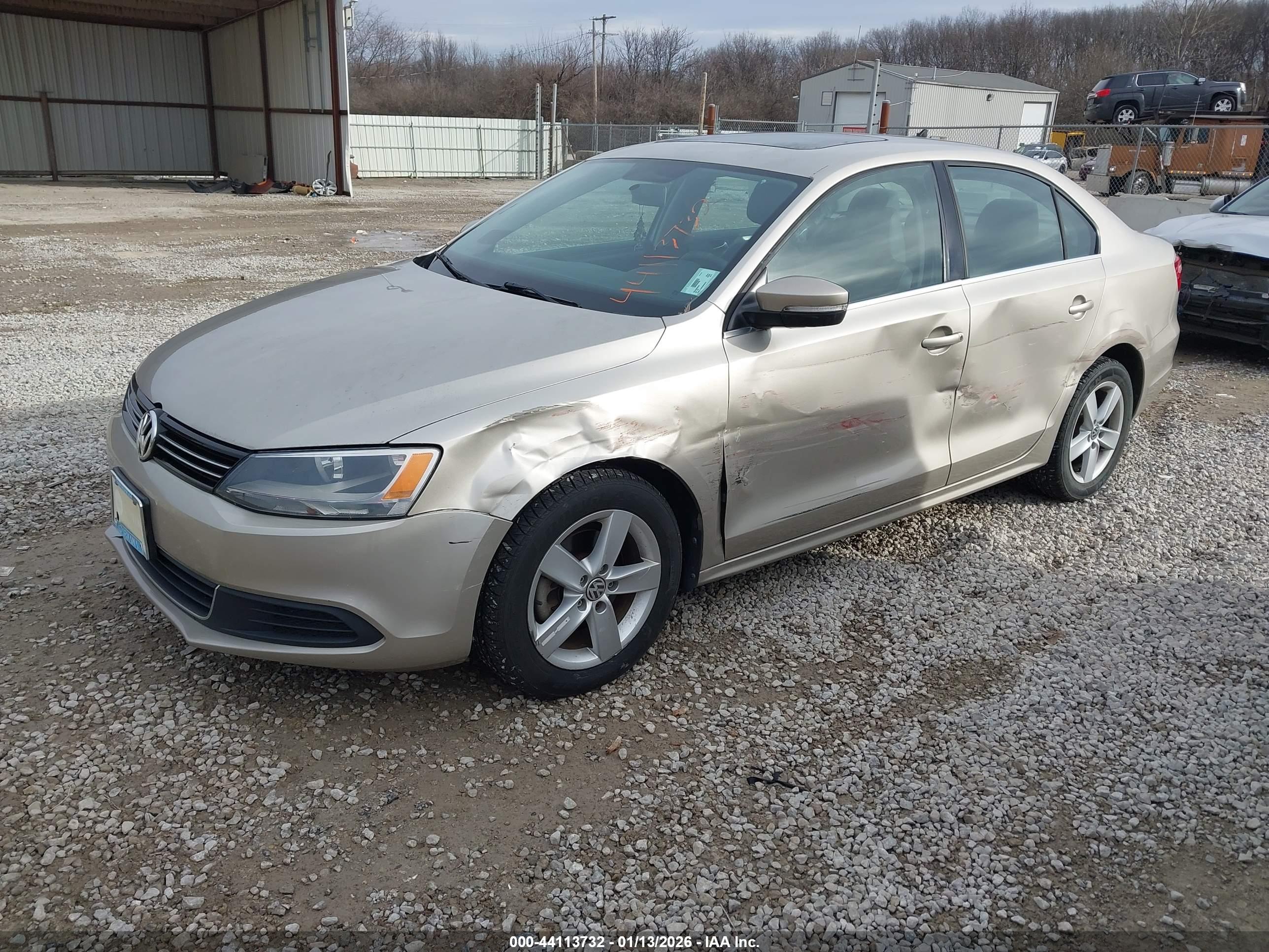 VOLKSWAGEN JETTA image 2