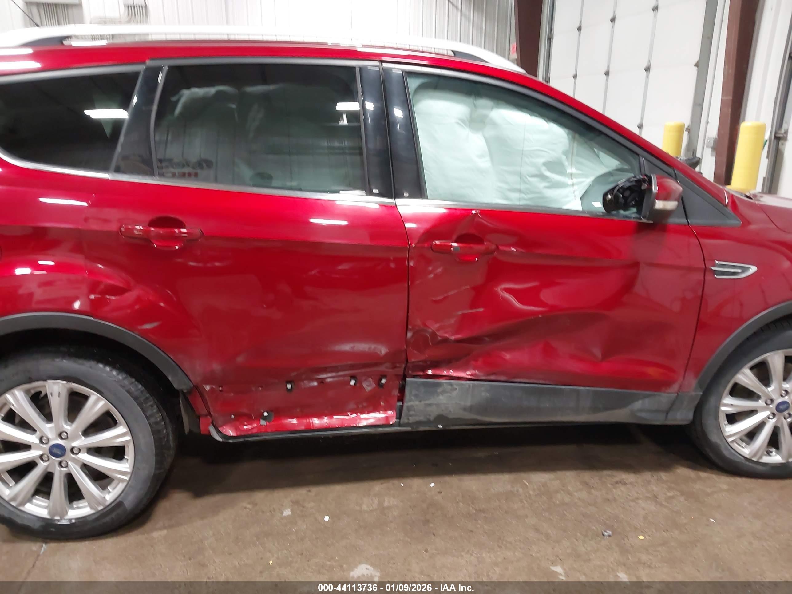 FORD ESCAPE image 6
