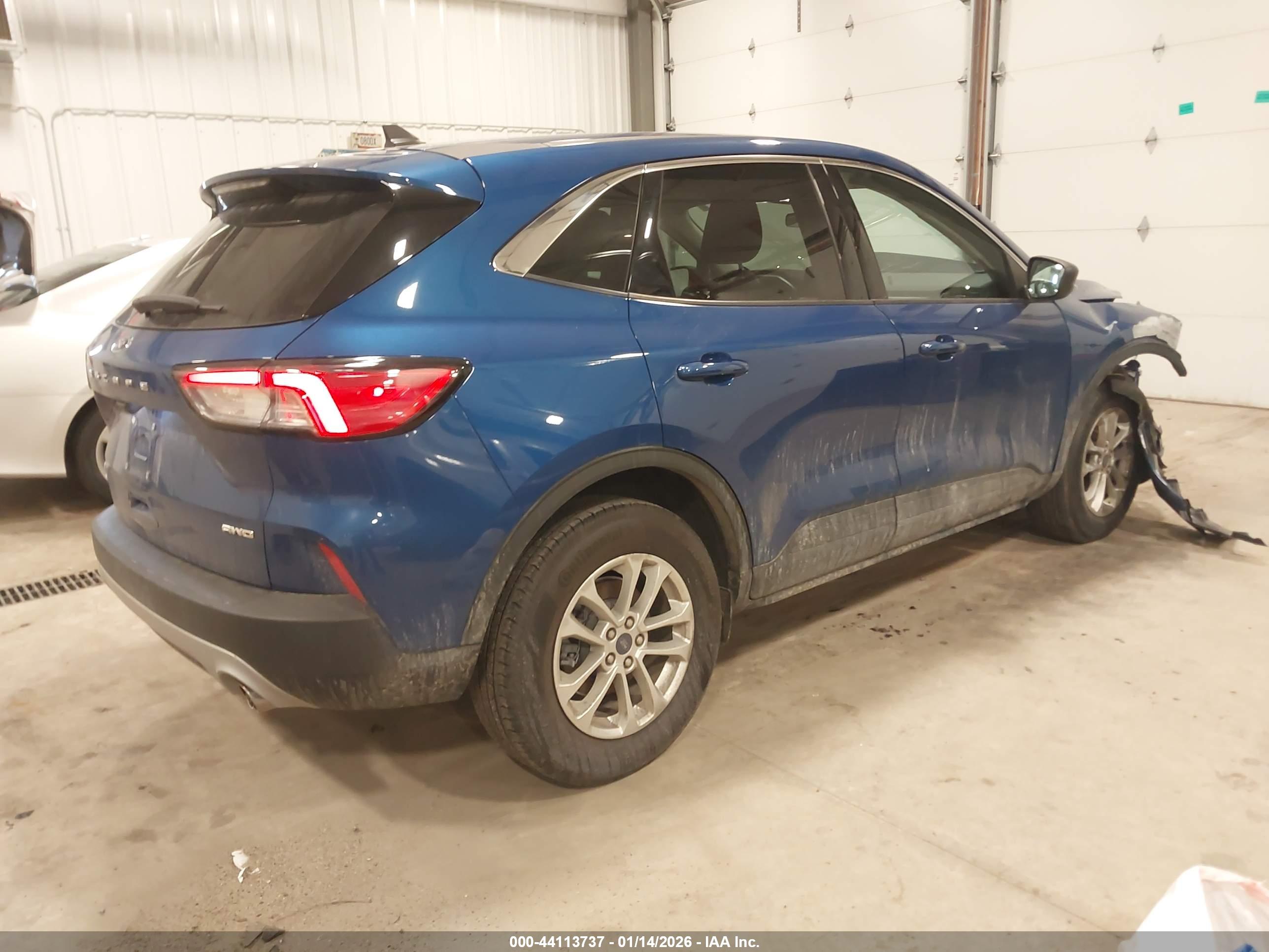 FORD ESCAPE image 4