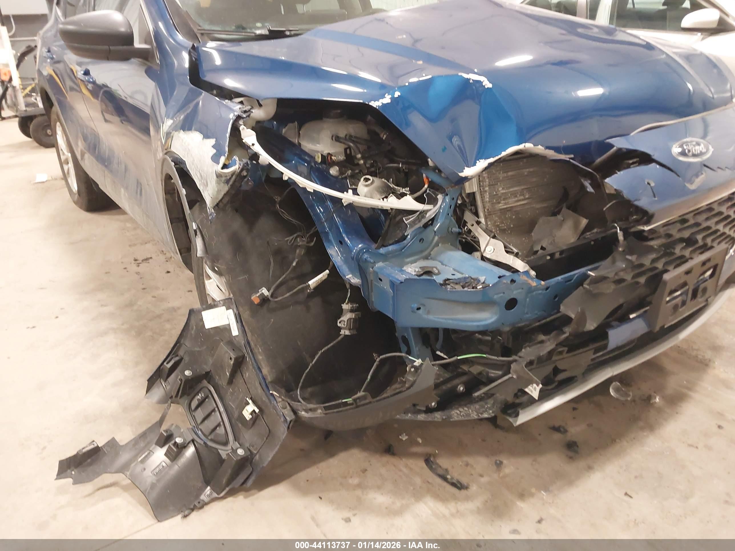 FORD ESCAPE image 6
