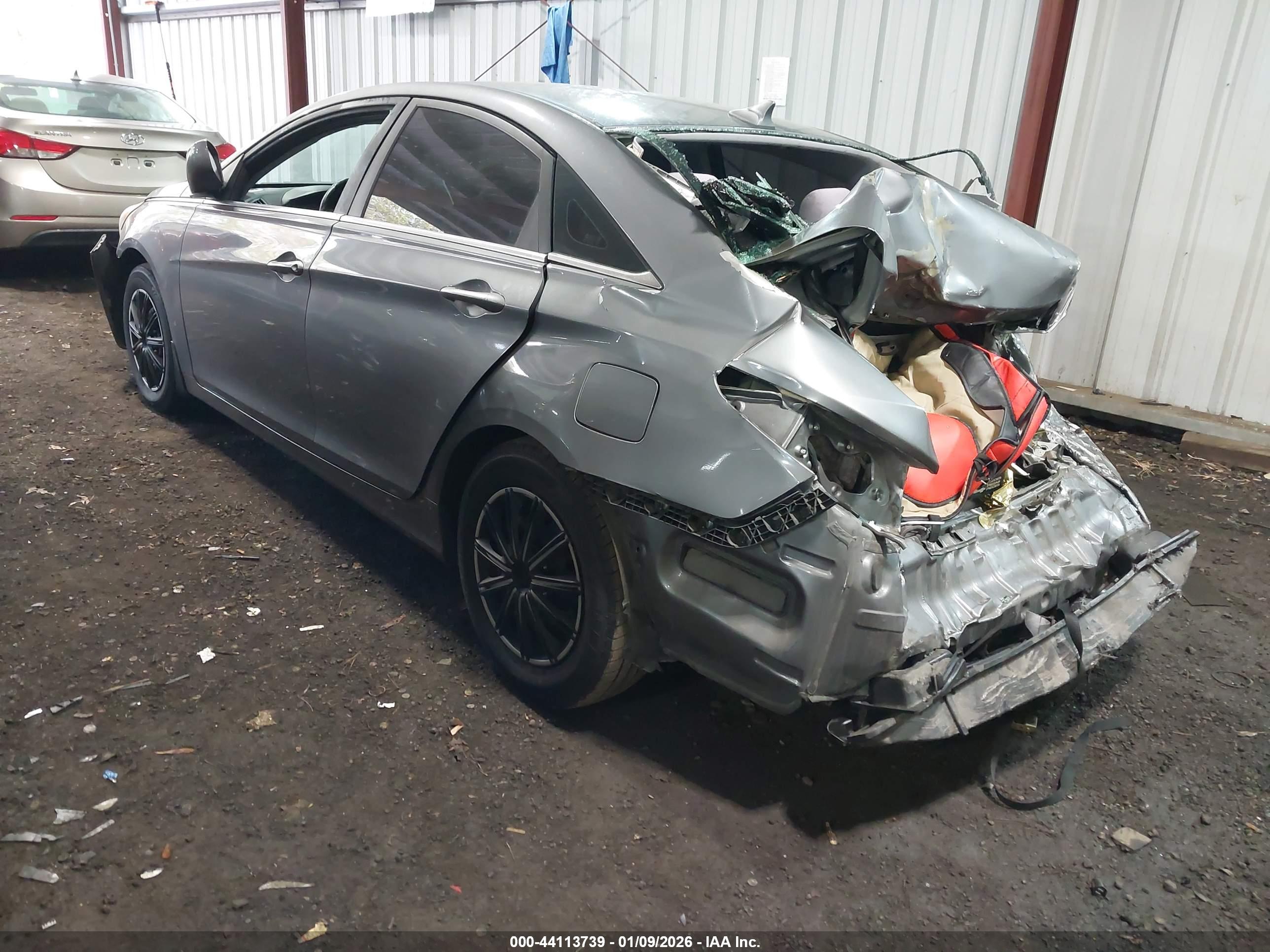 HYUNDAI SONATA image 3